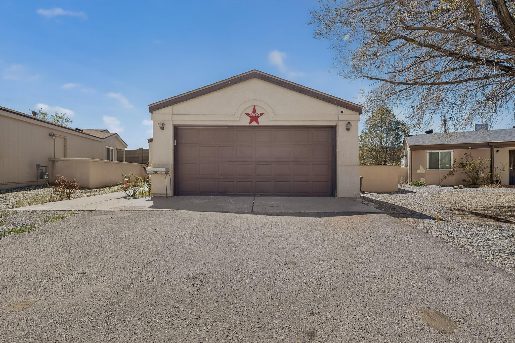 Homes for sale in Rio Rancho, NM | 1800 Lee Loop Ne, Rio Rancho, NM 87144 | MLS# 1100262