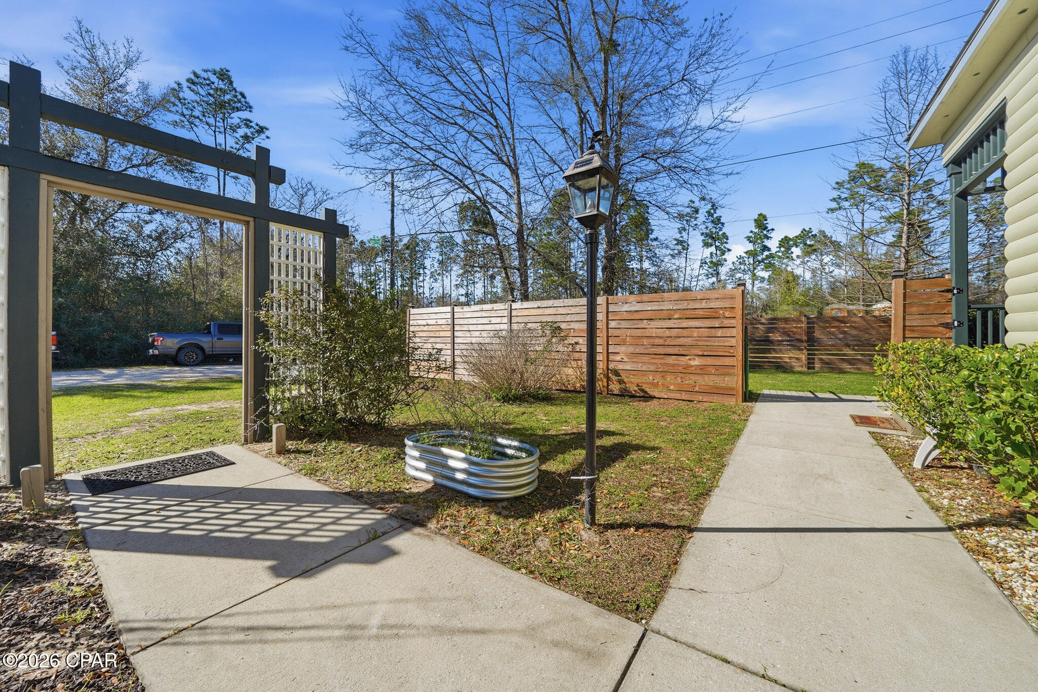 Image 46 For 13728 Highway 20