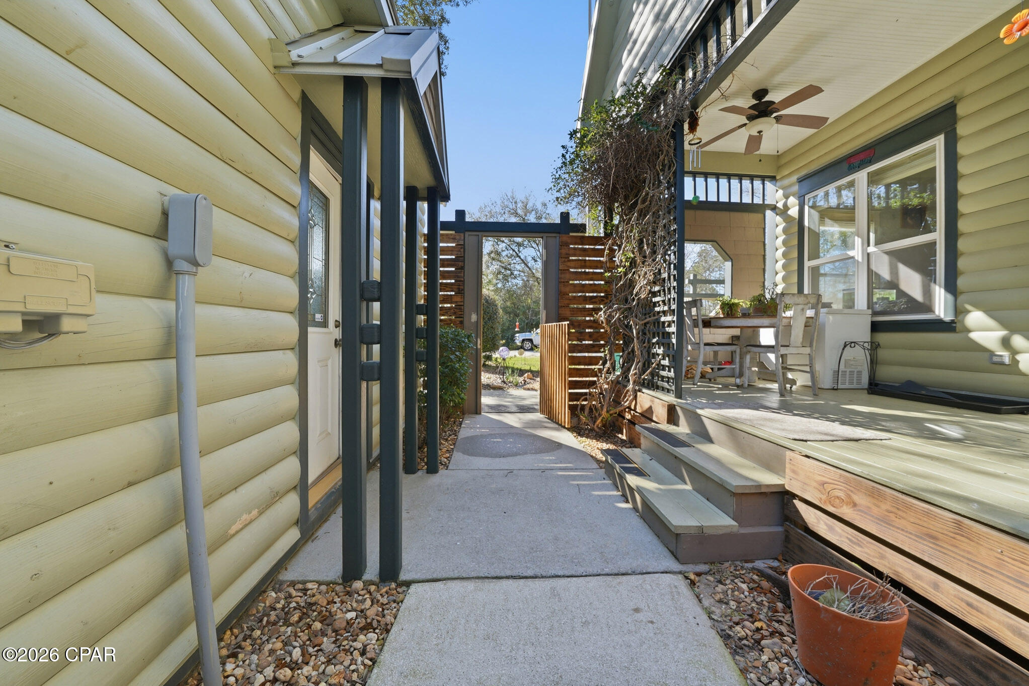 Image 49 For 13728 Highway 20