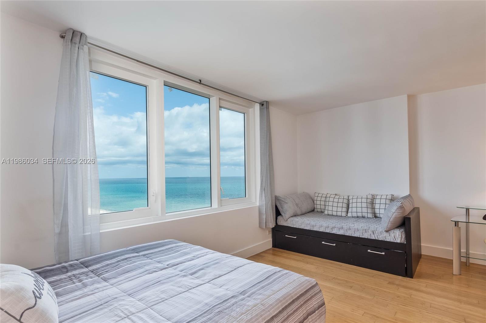 Roney Palace Condo