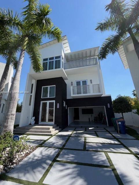 Oasis Park Square At Dora