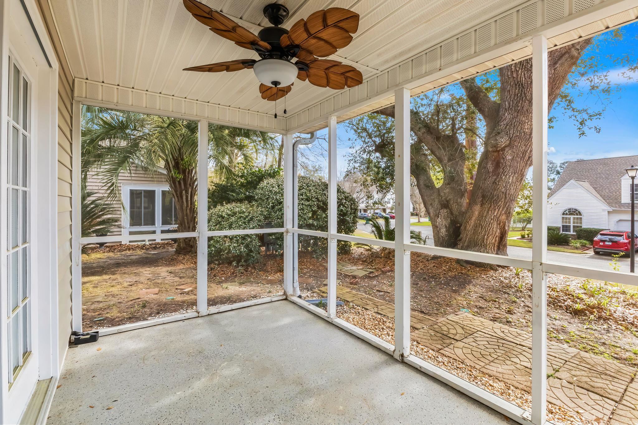 63 Pembroke Ln. 