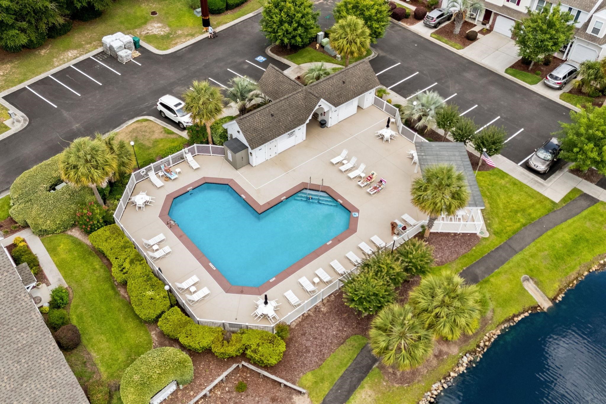 63 Pembroke Ln. 