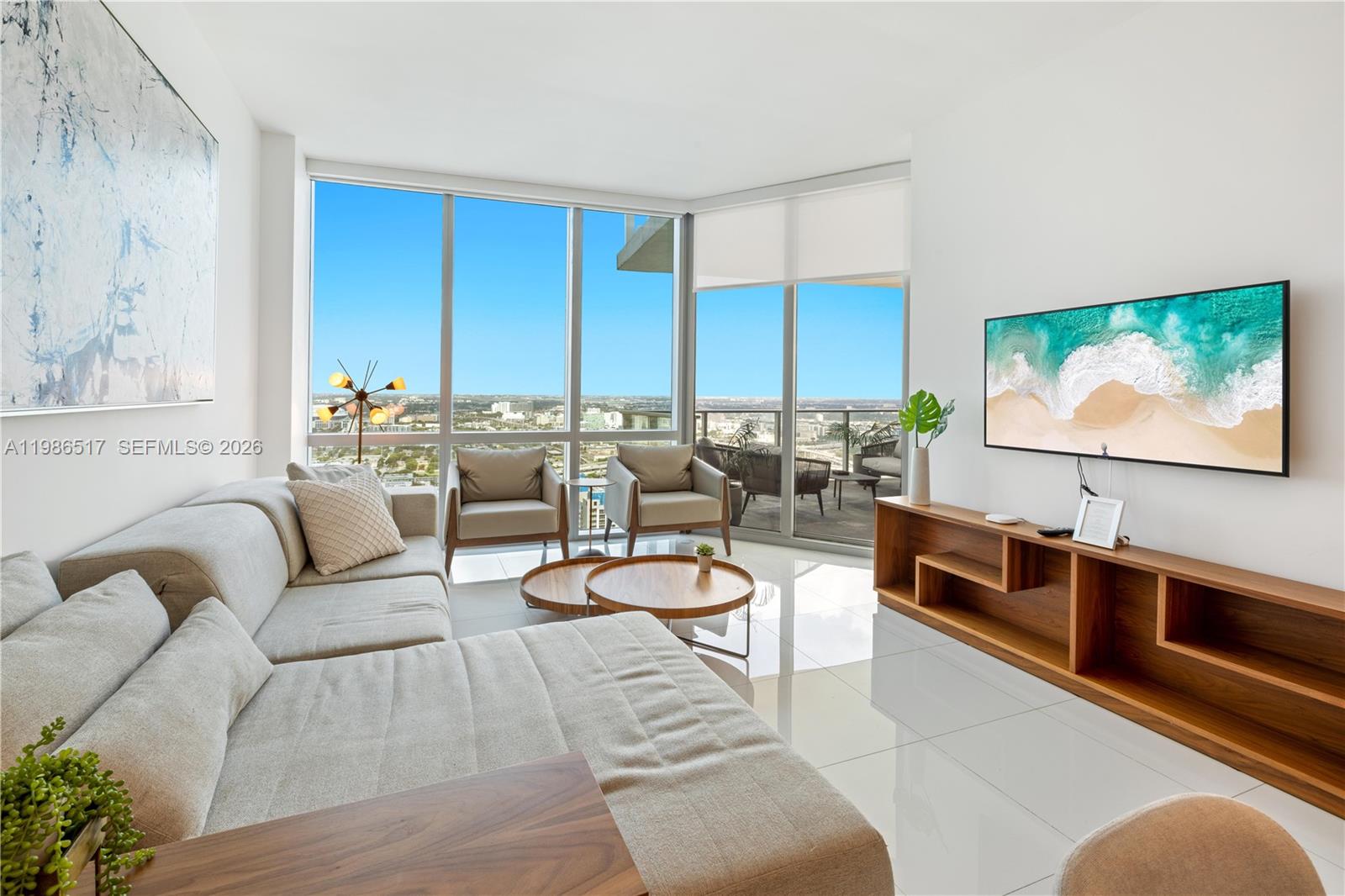 Paramount Miami Worldcent