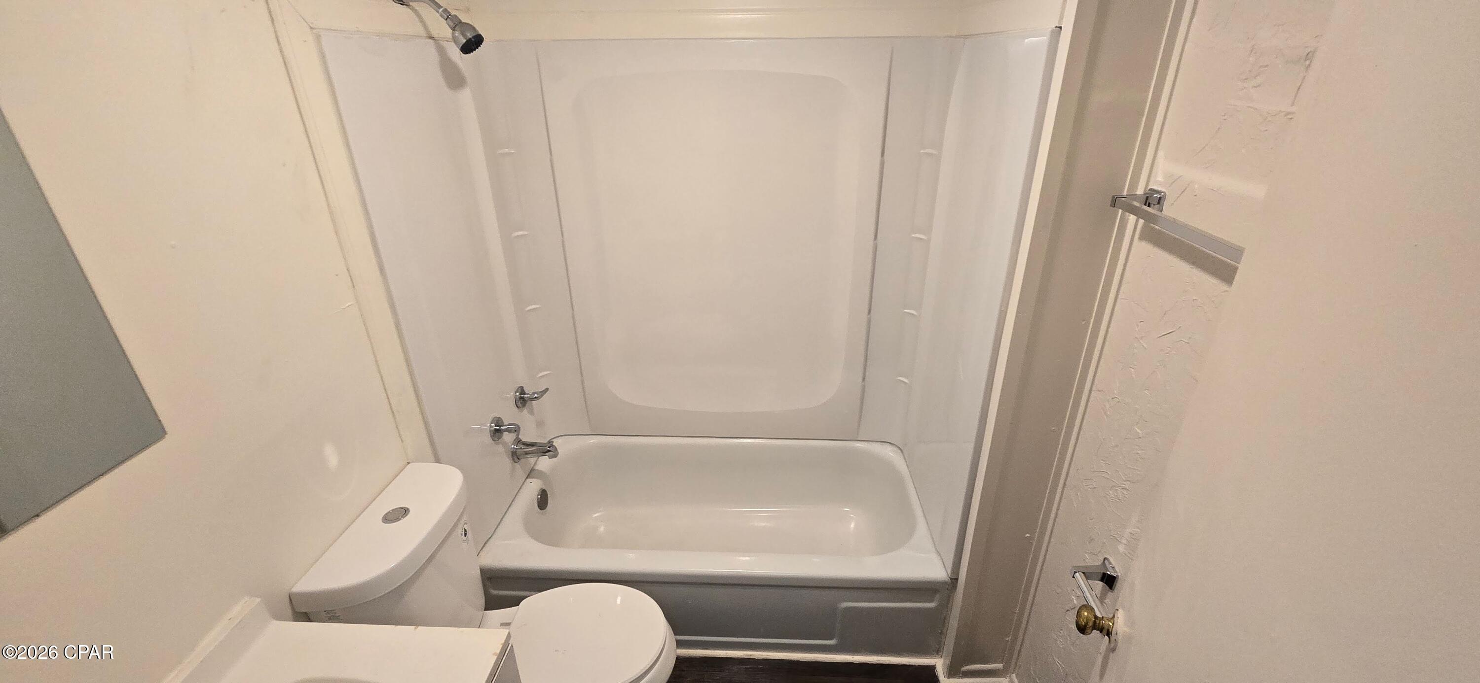 Image 13 For 825 11th Court