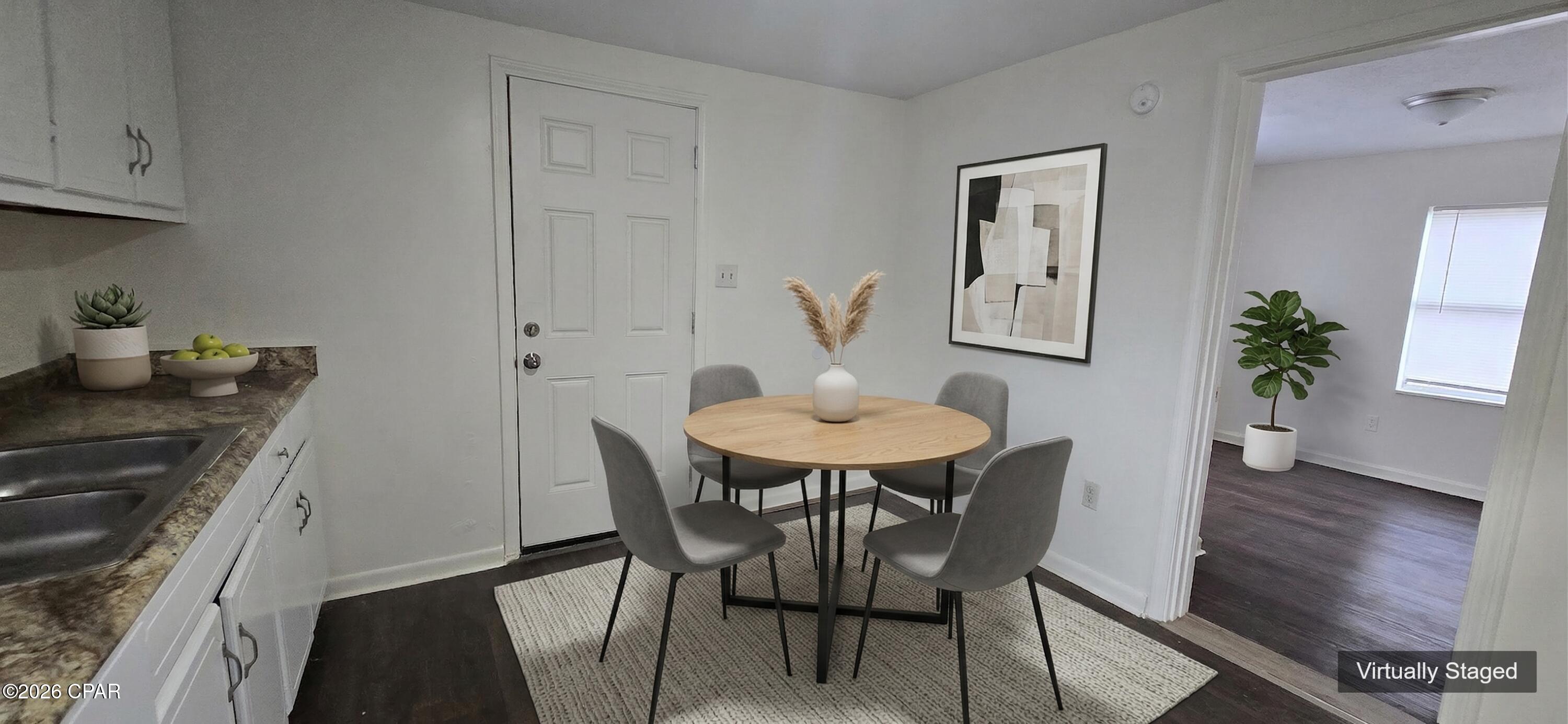 Image 4 For 825 11th Court