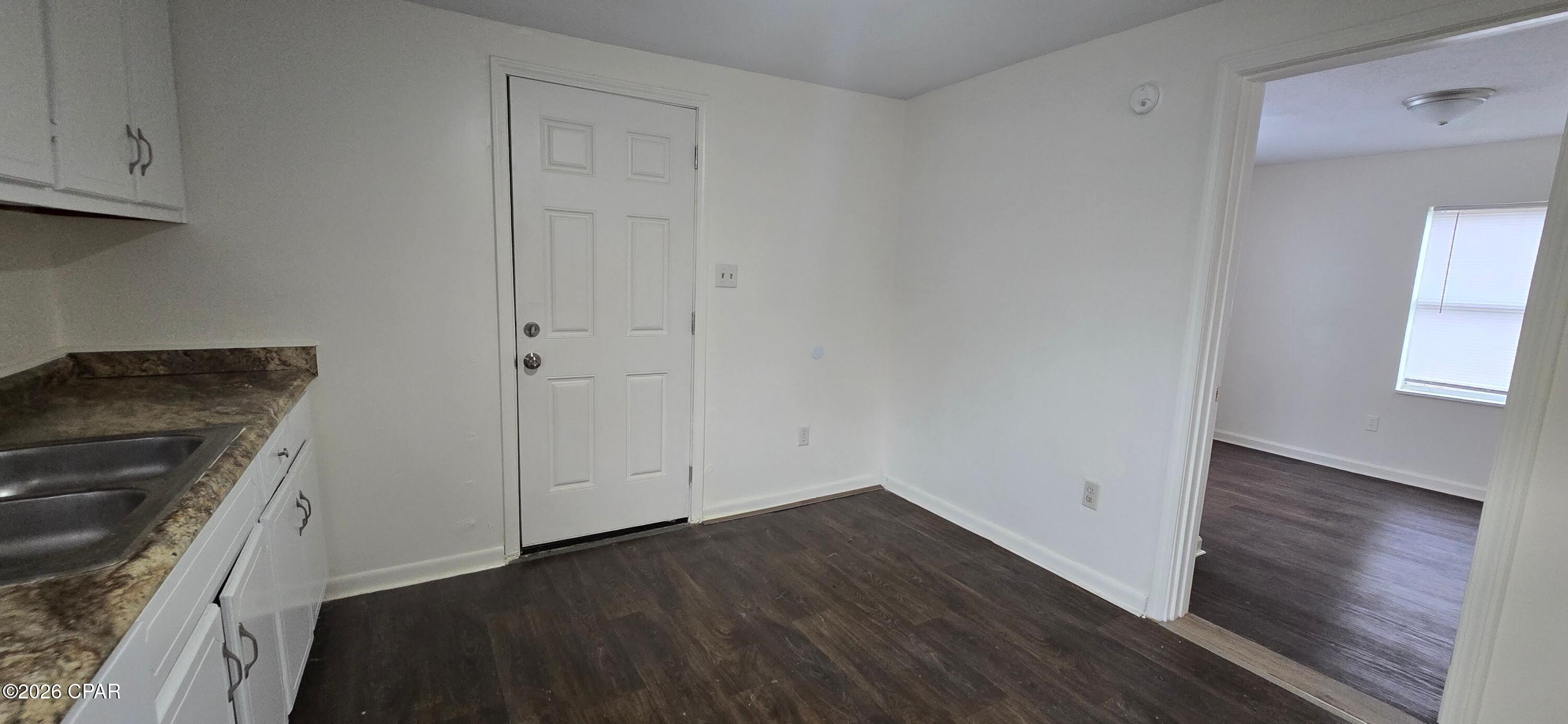 Image 5 For 825 11th Court