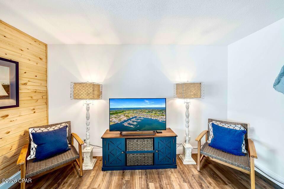 Image 19 For 4725 Bay Point Road 260