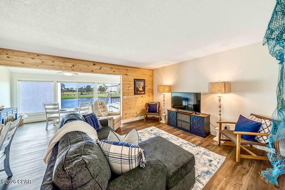 Image 20 For 4725 Bay Point Road 260