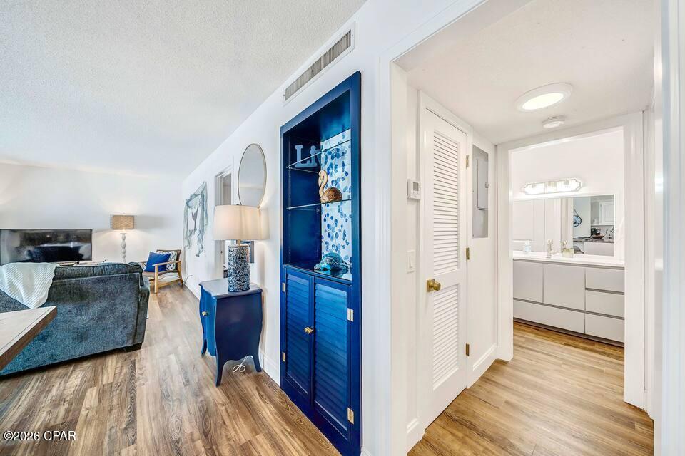 Image 6 For 4725 Bay Point Road 260