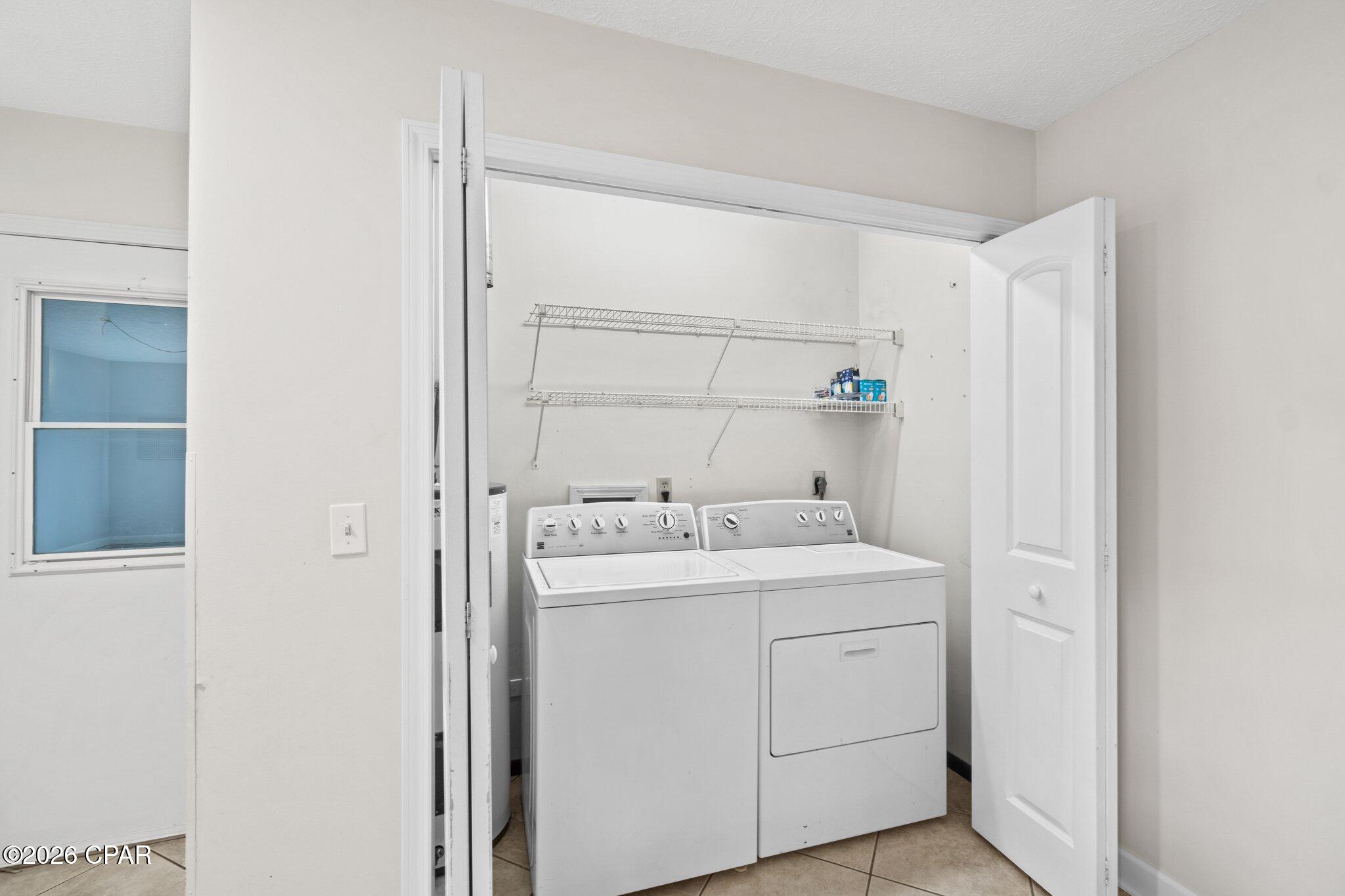 Listing photo id 10 for 136 Derby Woods Drive