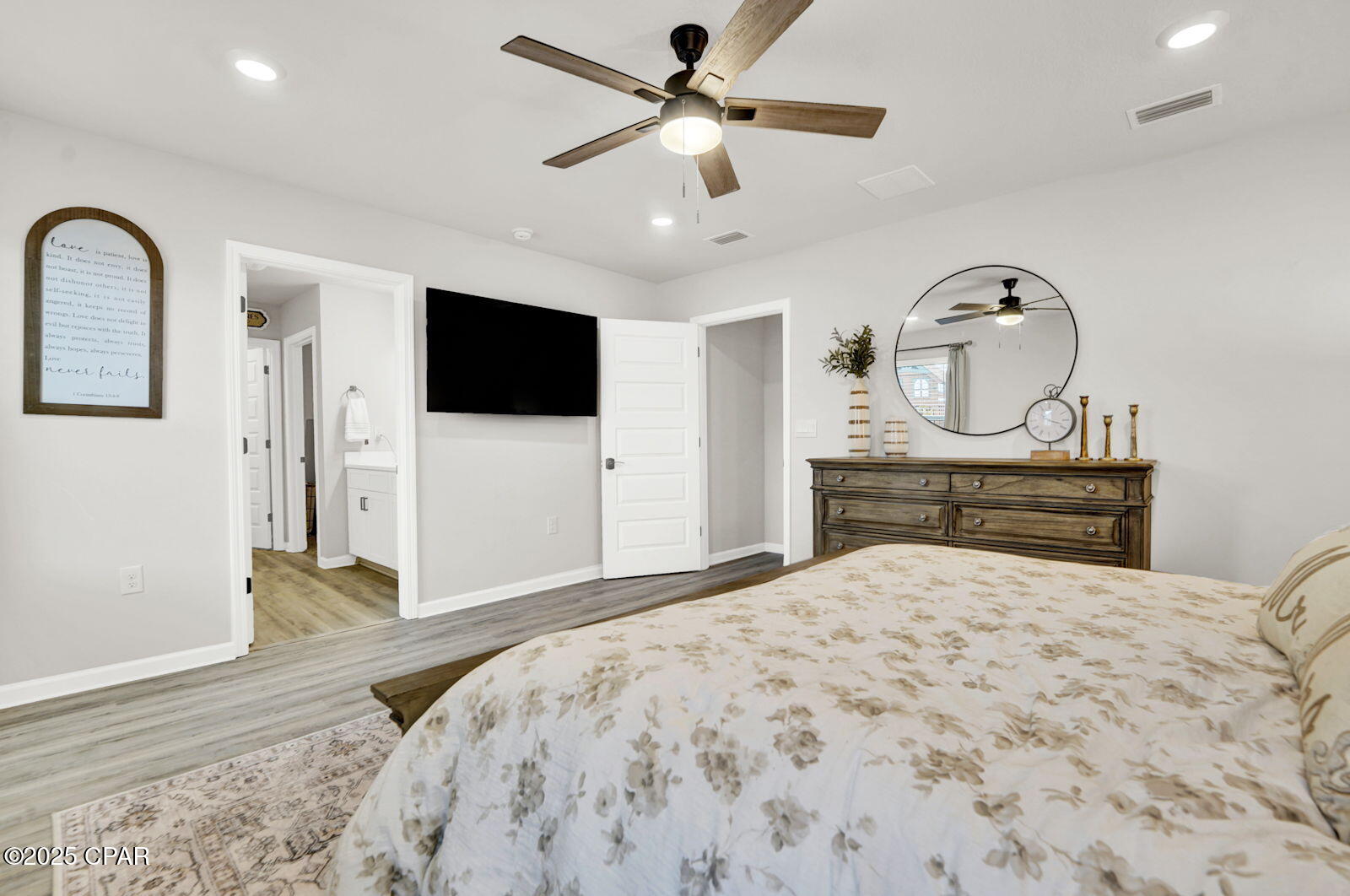 Image 12 For 275 Boggy Creek Way