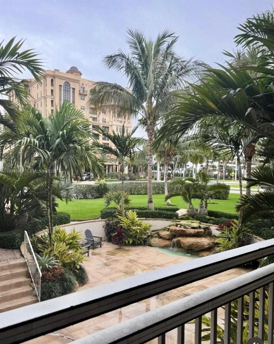 Boca Capri Condo Apts Sly