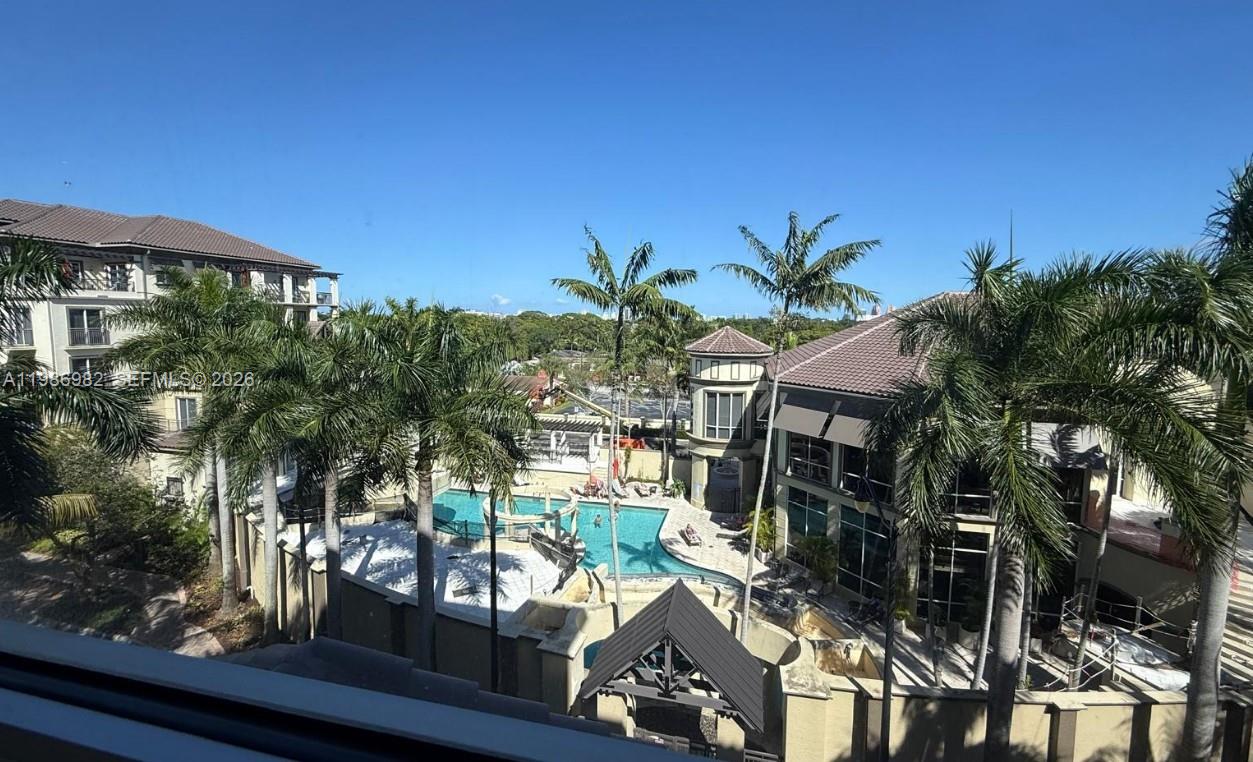 Wilton Station Res Condo