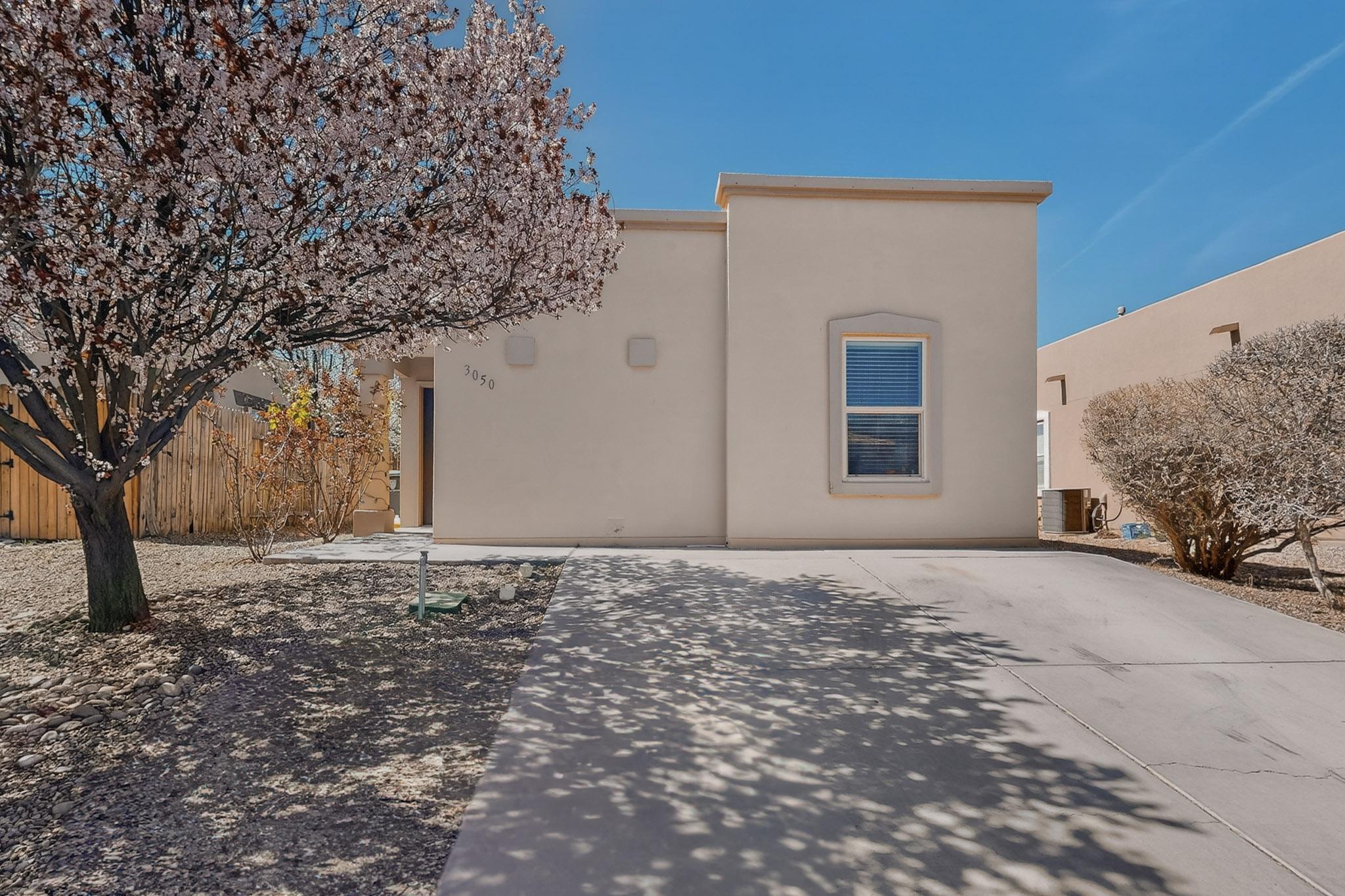 Homes for sale in Santa Fe, NM | 3050 Primo Colores St, Santa Fe, NM 87507 | MLS# 1100321