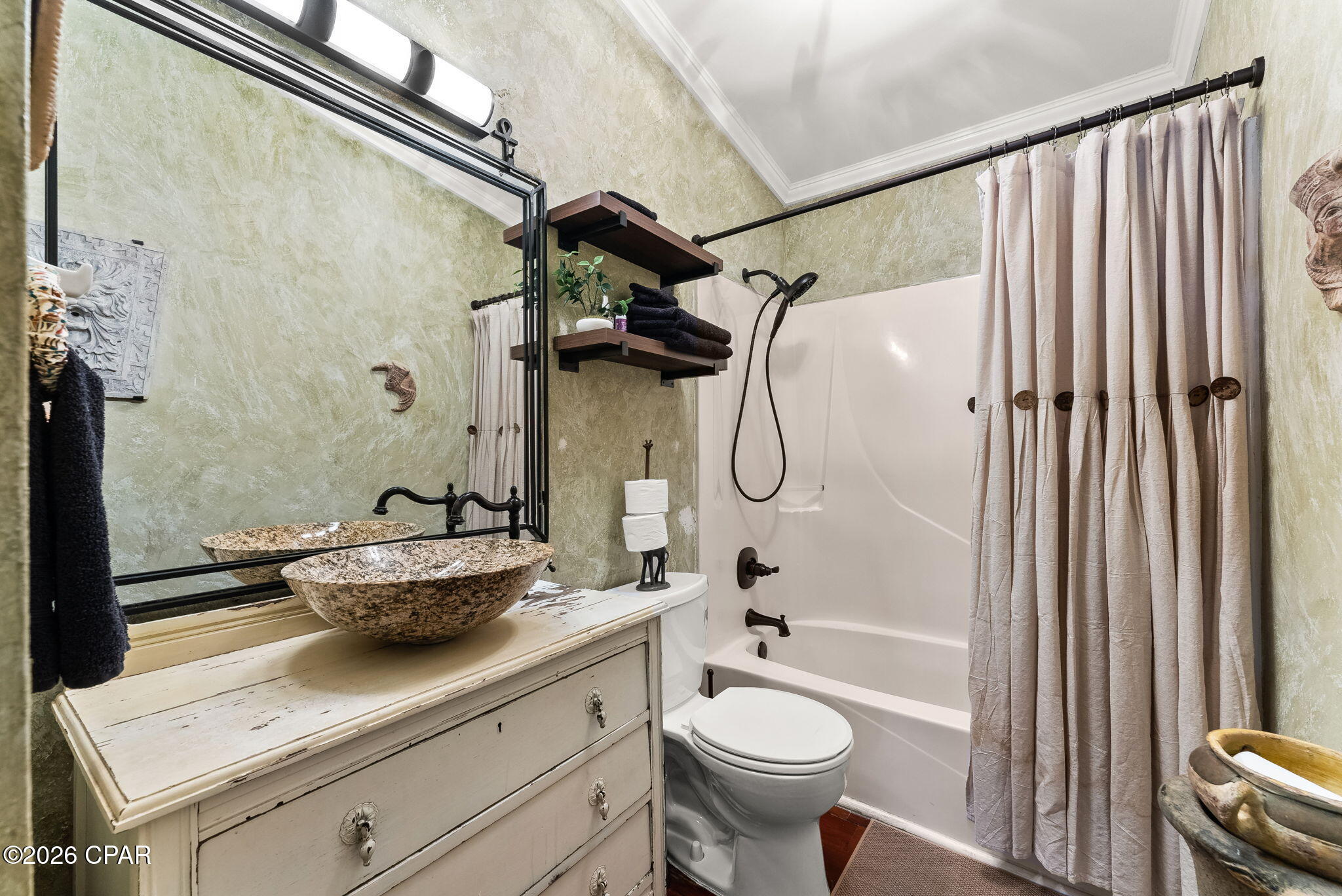 Image 26 For 408 Dolphin Street