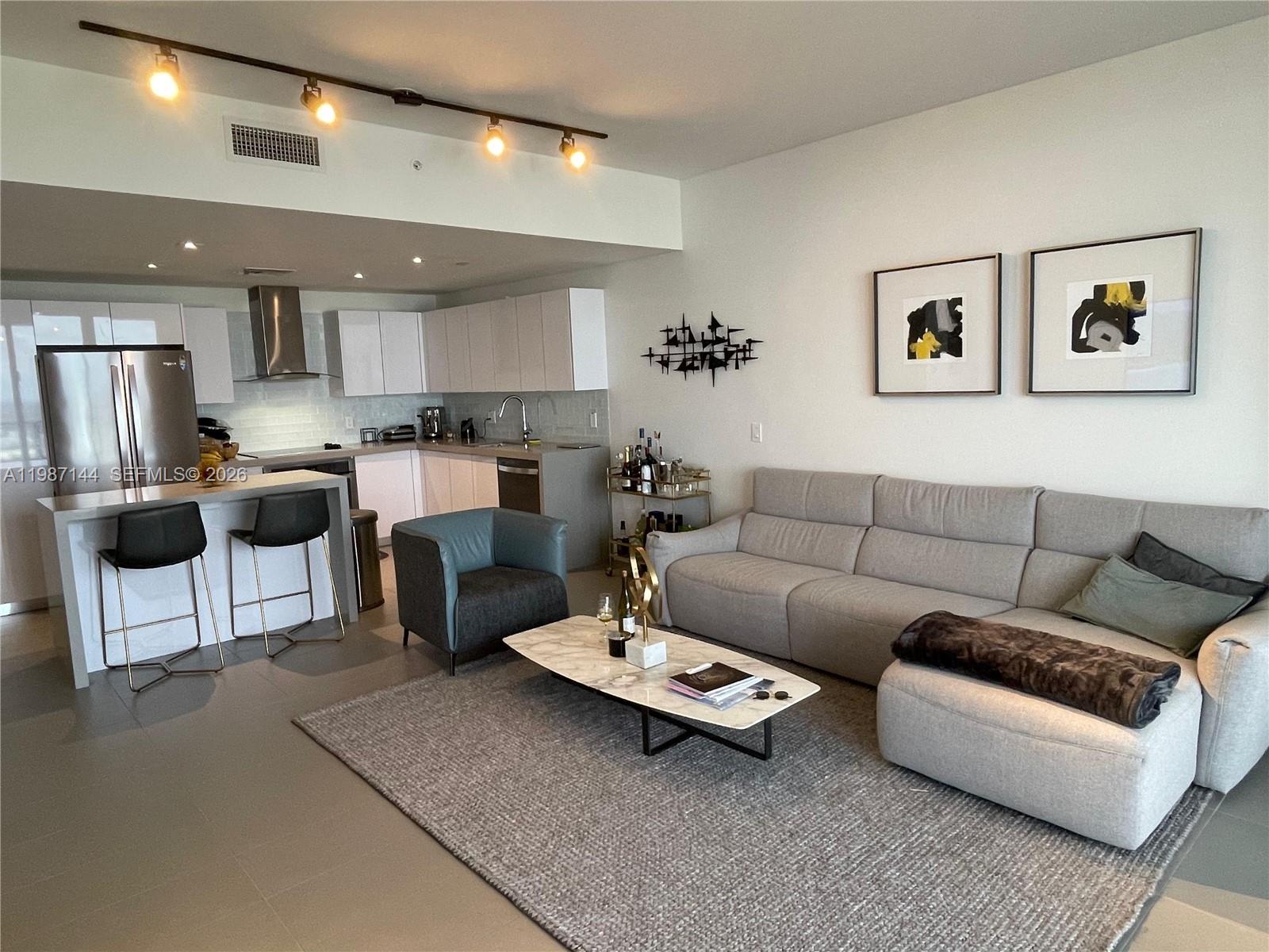 Condo for Rent in Miami, FL