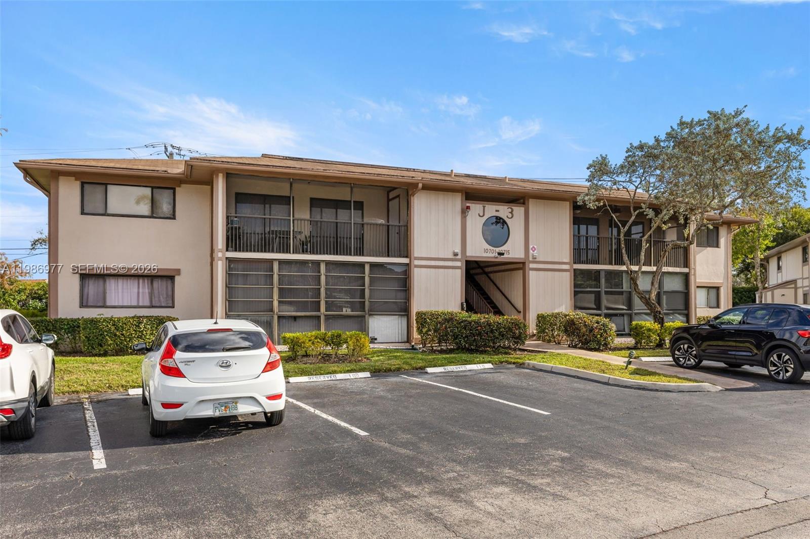 Clairmont Condominium J