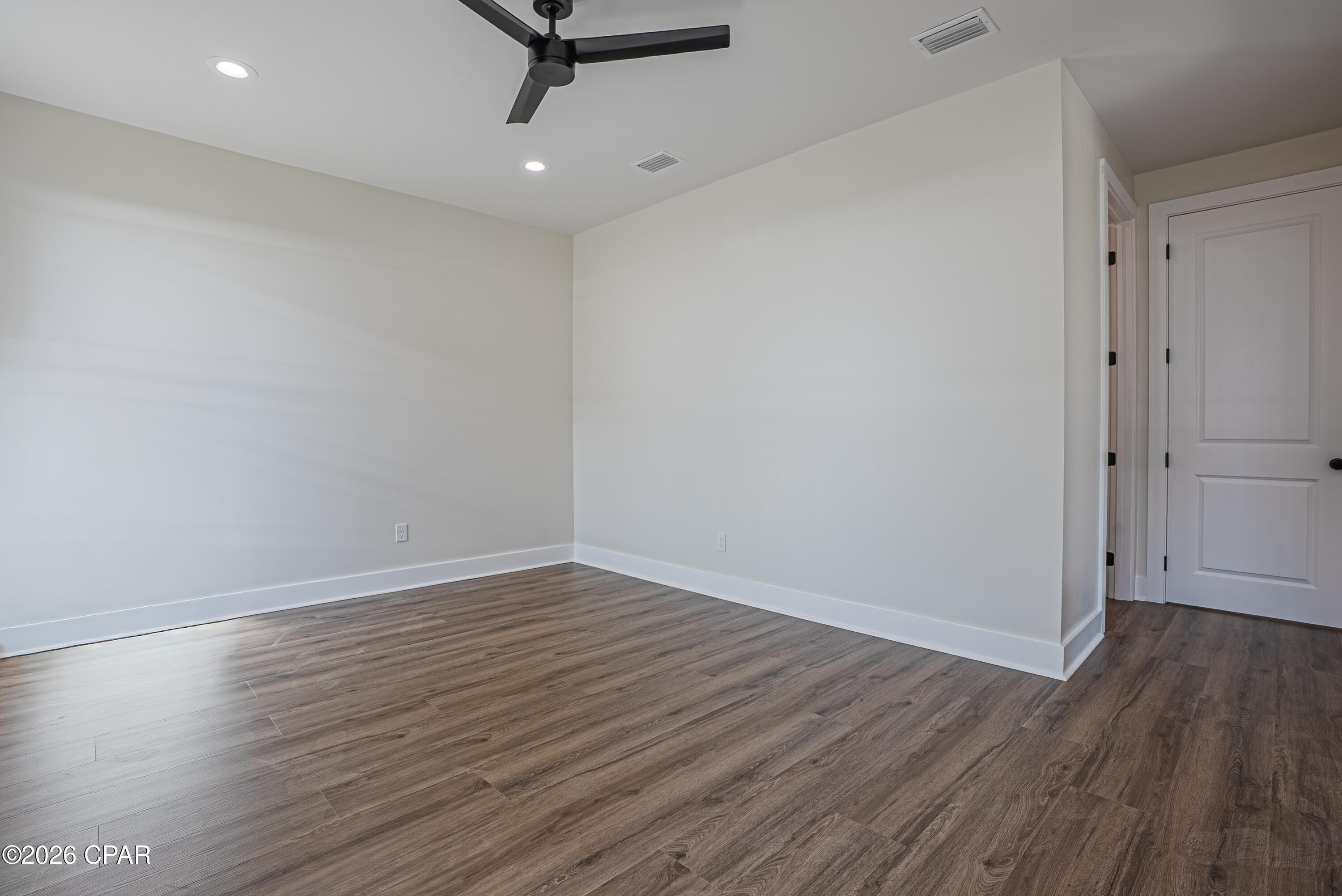 Image 38 For 615 Sea Breeze Drive