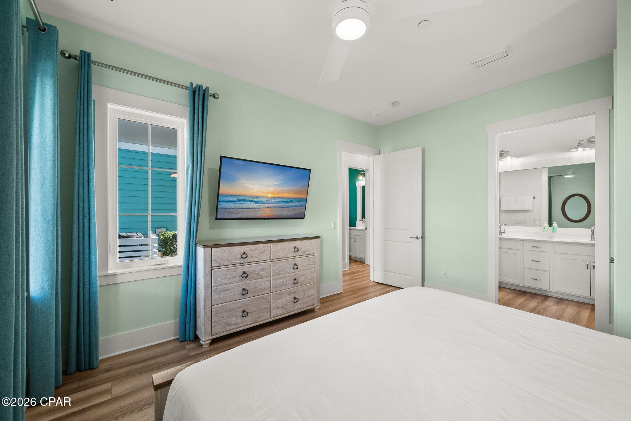 Image 17 For 13658 Front Beach Road 4