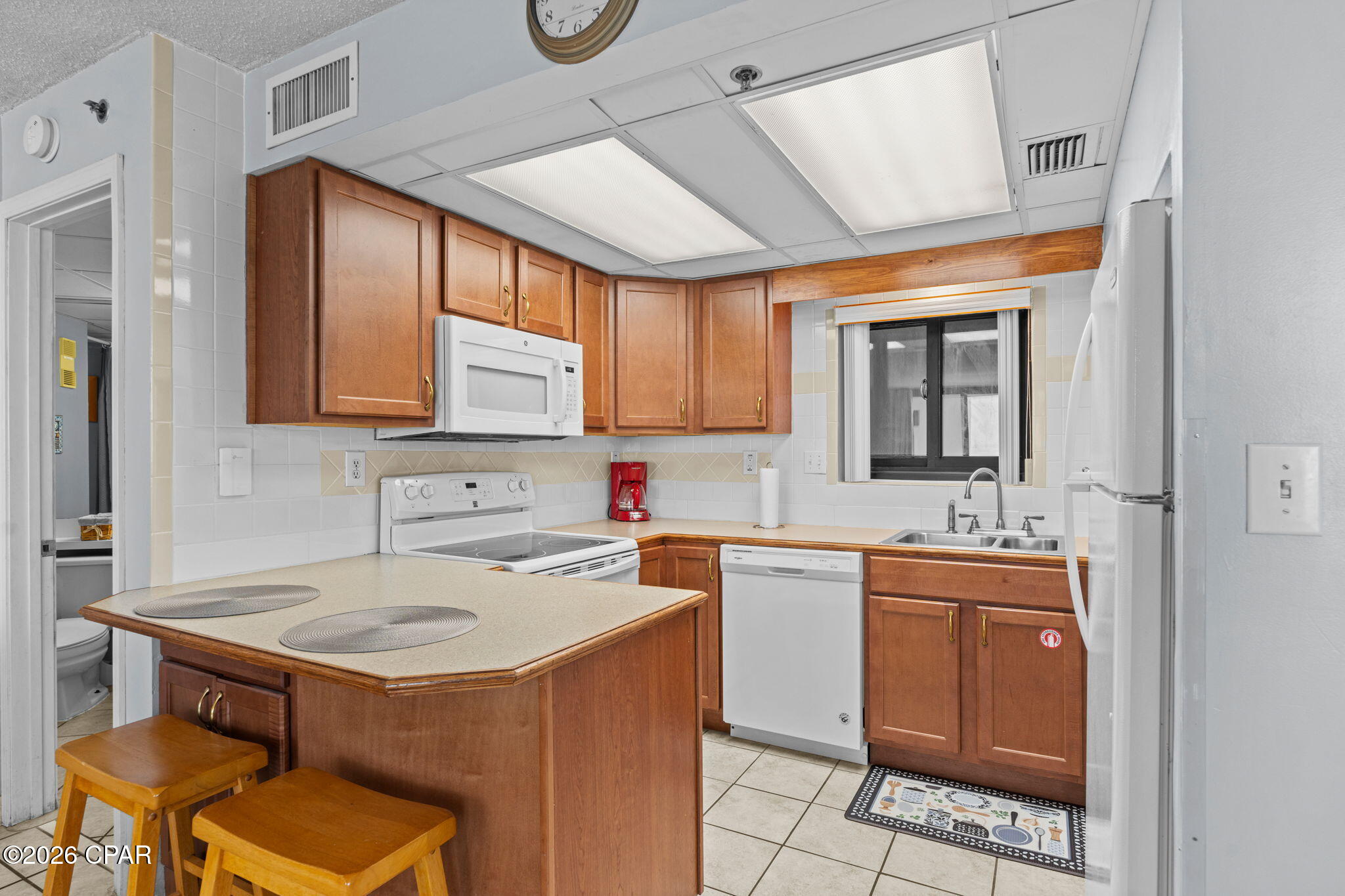 Image 11 For 9850 Thomas Drive 1006e