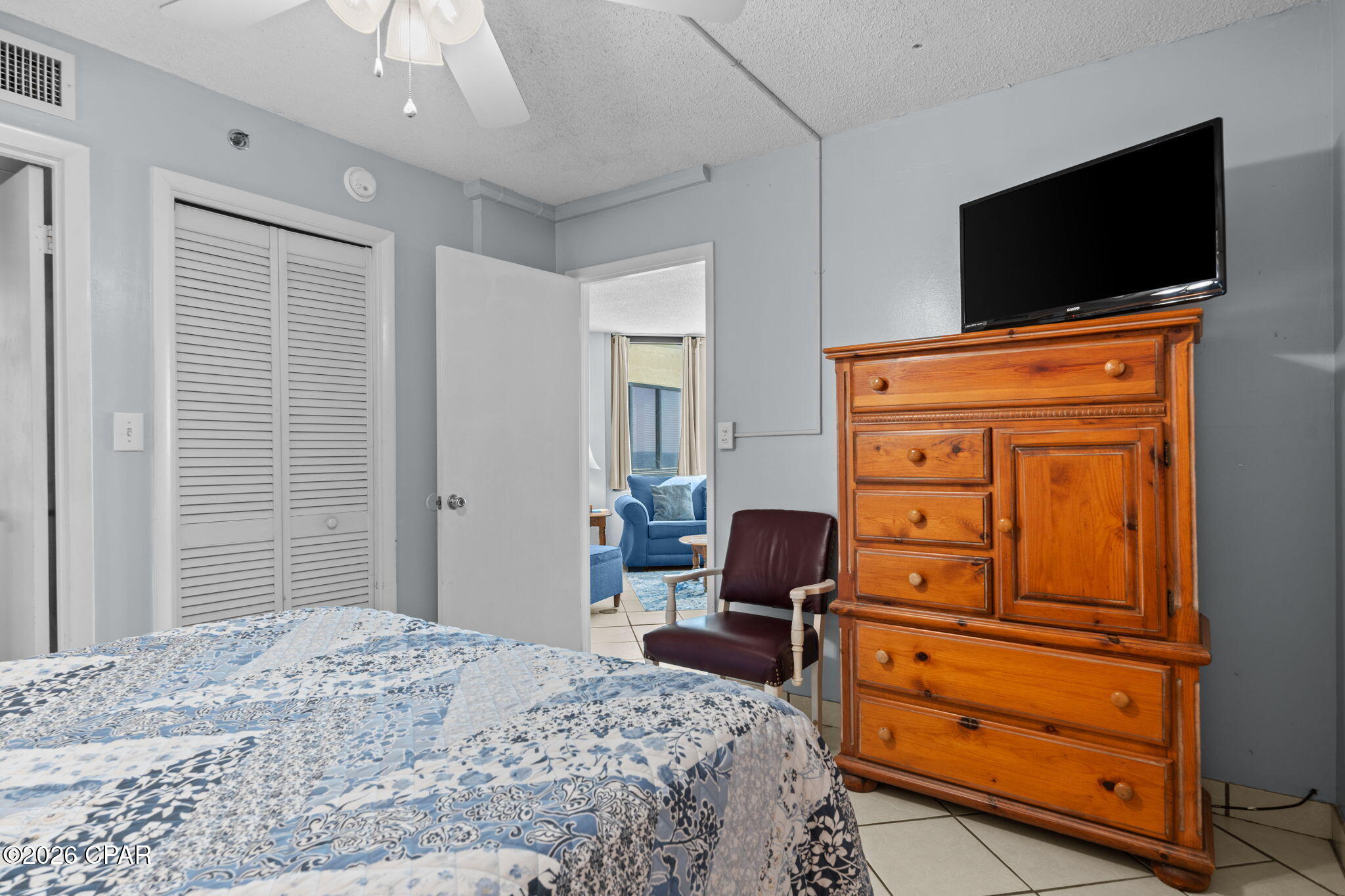 Image 14 For 9850 Thomas Drive 1006e