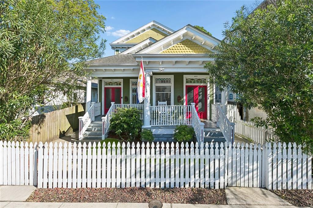 Homes for sale in New Orleans, LA | 817 19 Cherokee St, New Orleans, LA 70118 | MLS# 2548041