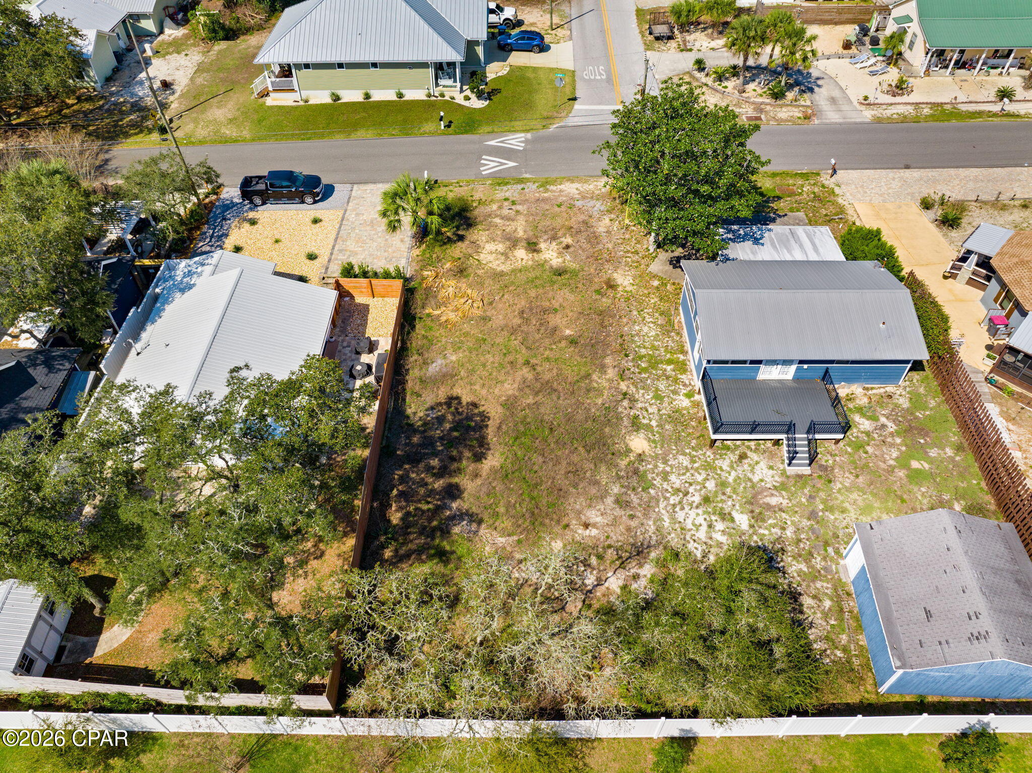 Image 13 For 512 Le Grand Drive