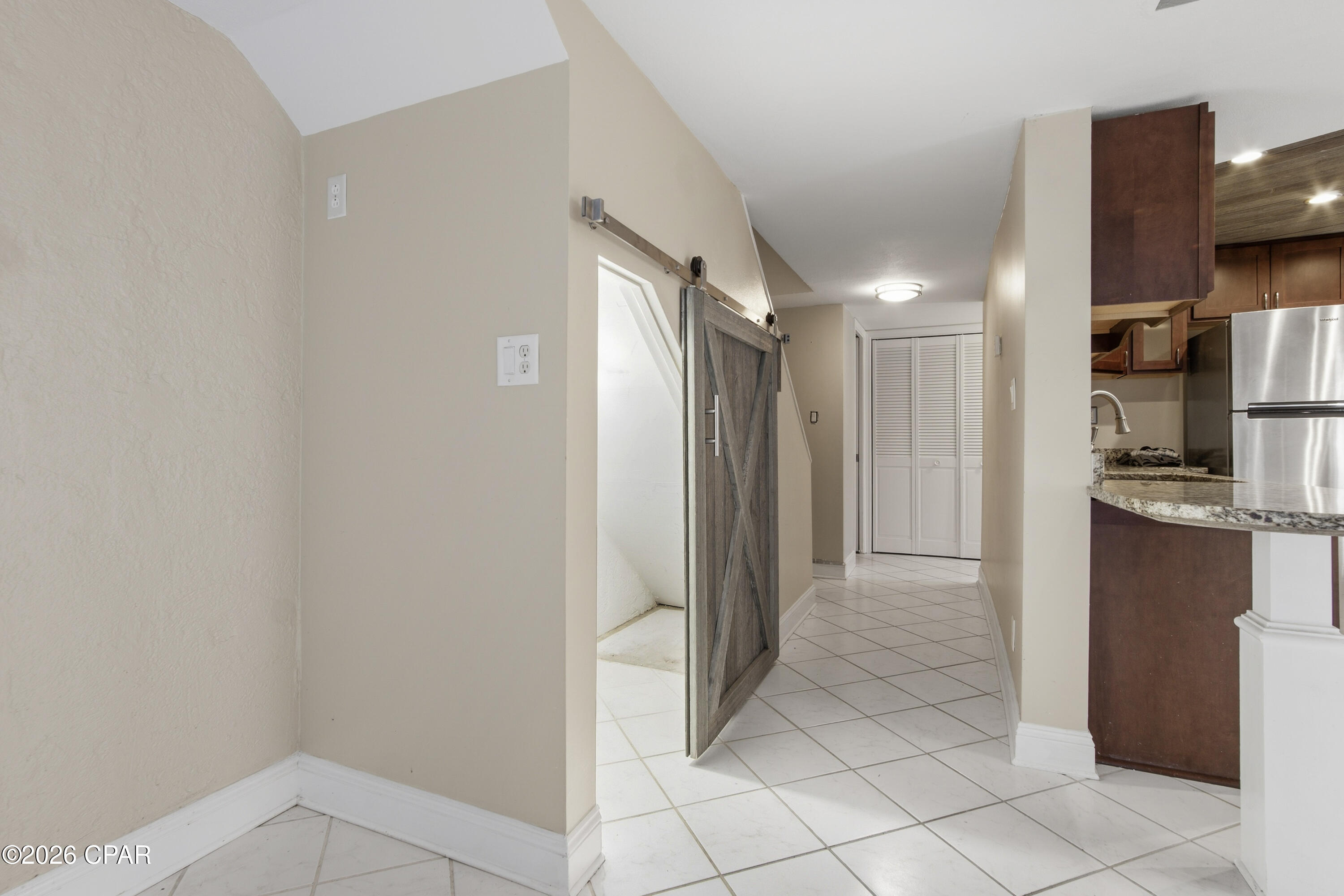 Image 19 For 6901 Lagoon Drive 10