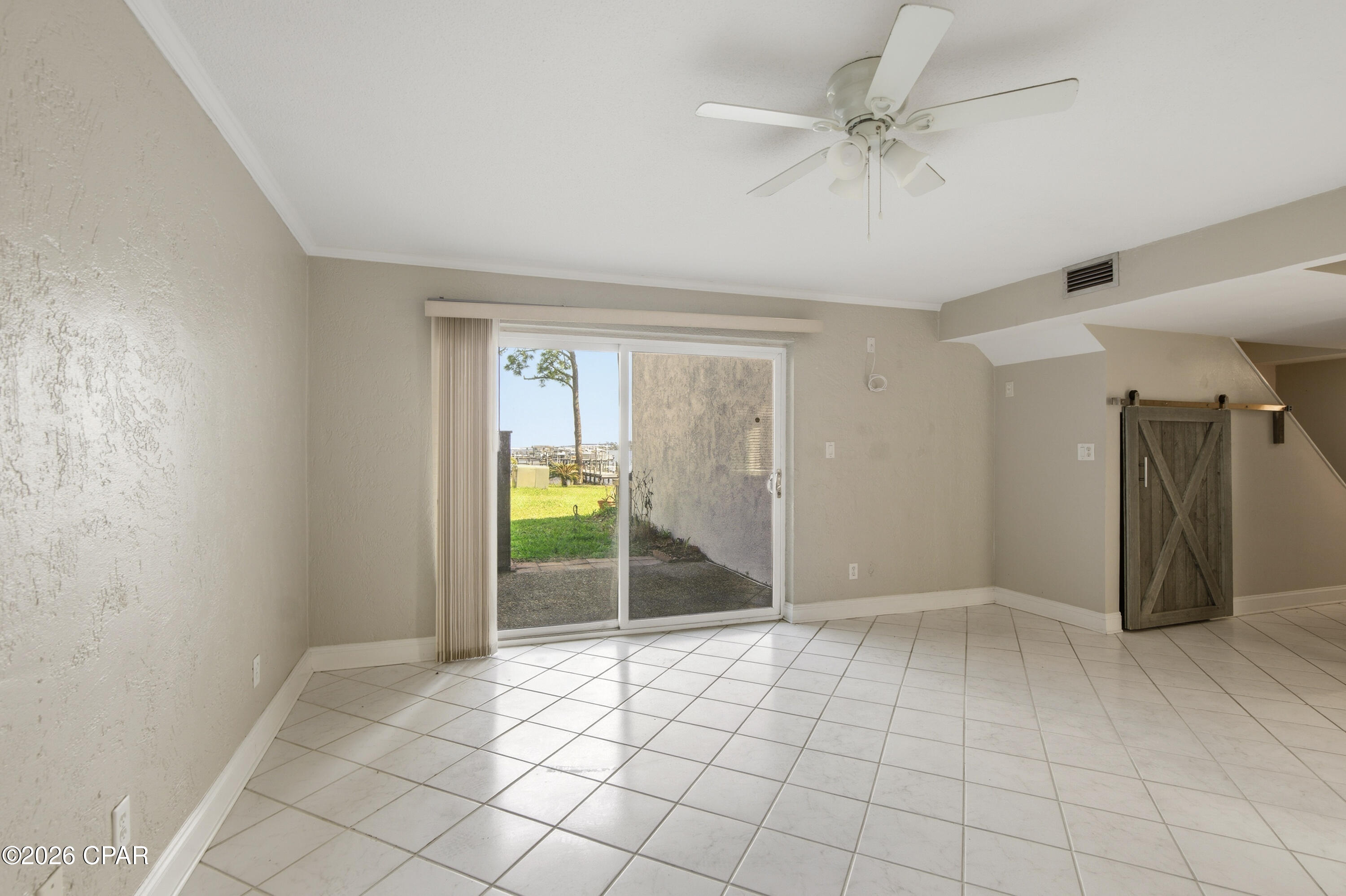 Image 26 For 6901 Lagoon Drive 10