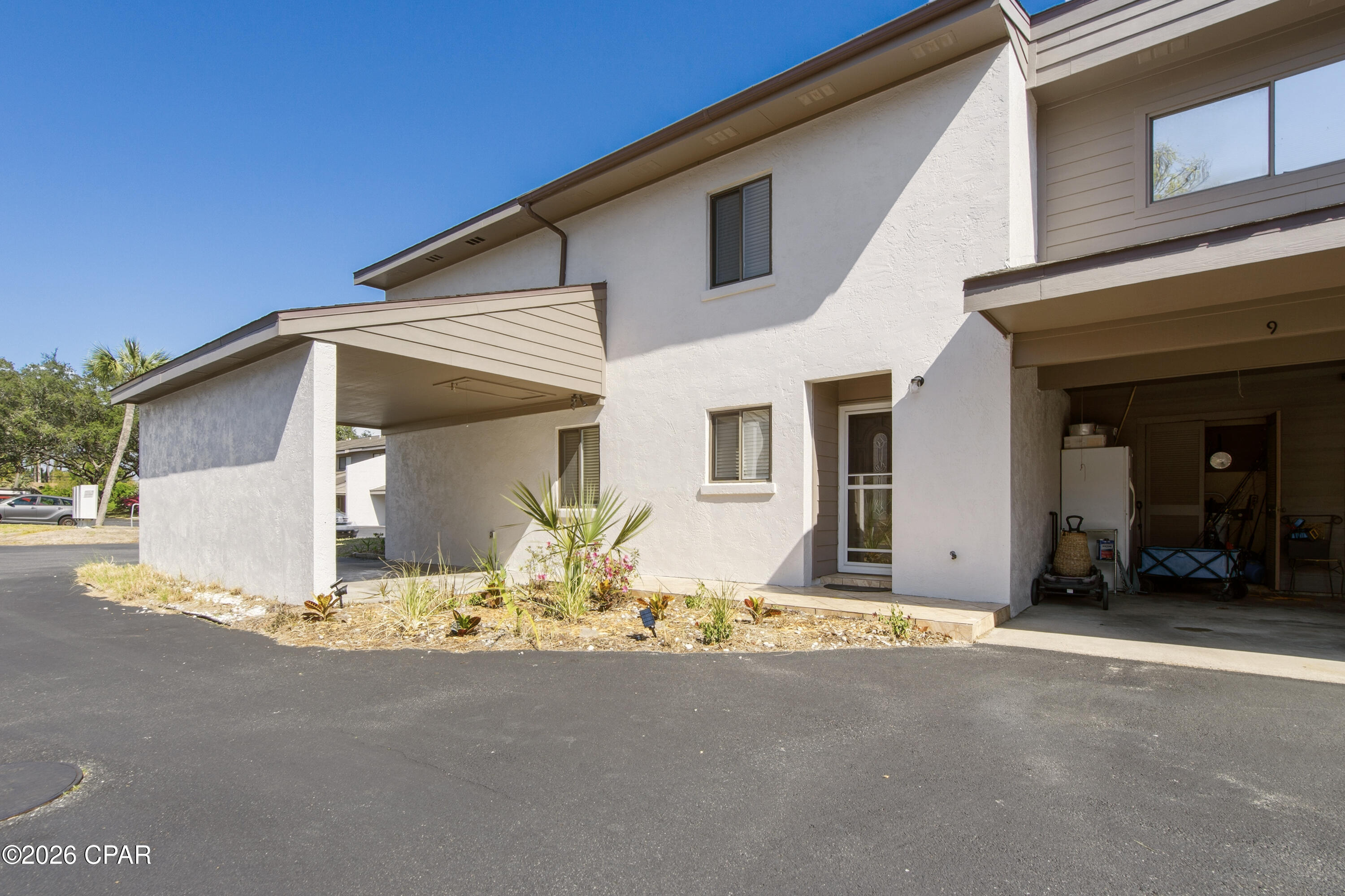 Image 3 For 6901 Lagoon Drive 10