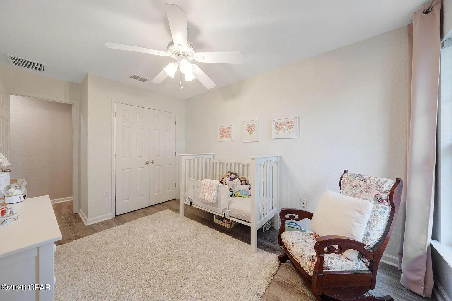 Image 13 For 233 Sand Oak Boulevard