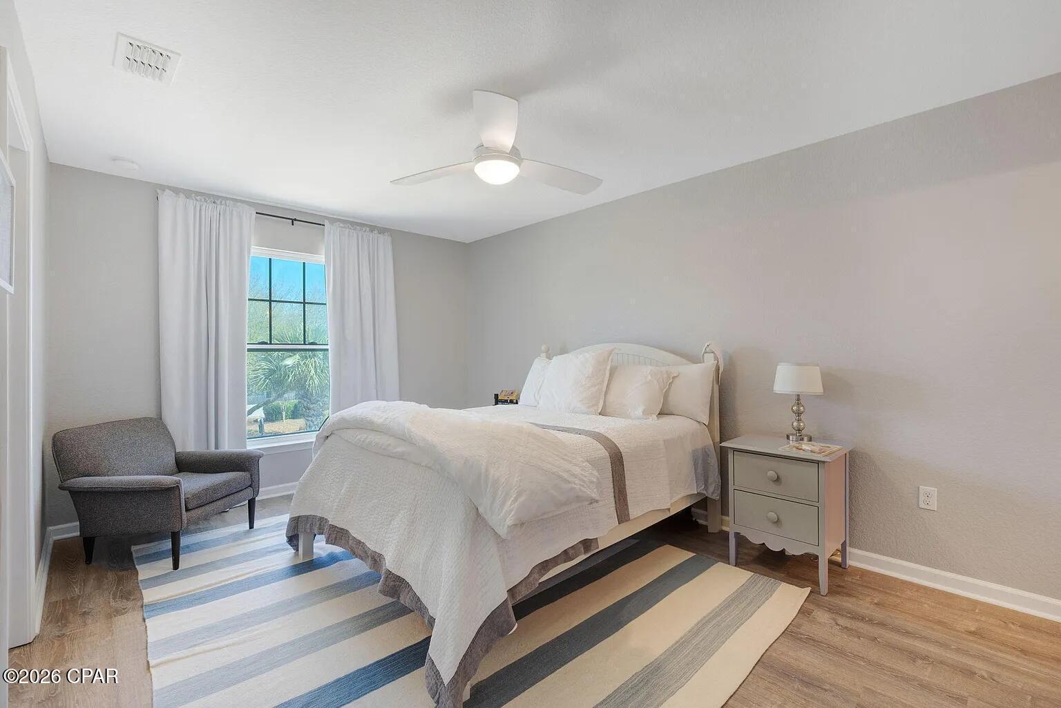 Image 16 For 233 Sand Oak Boulevard