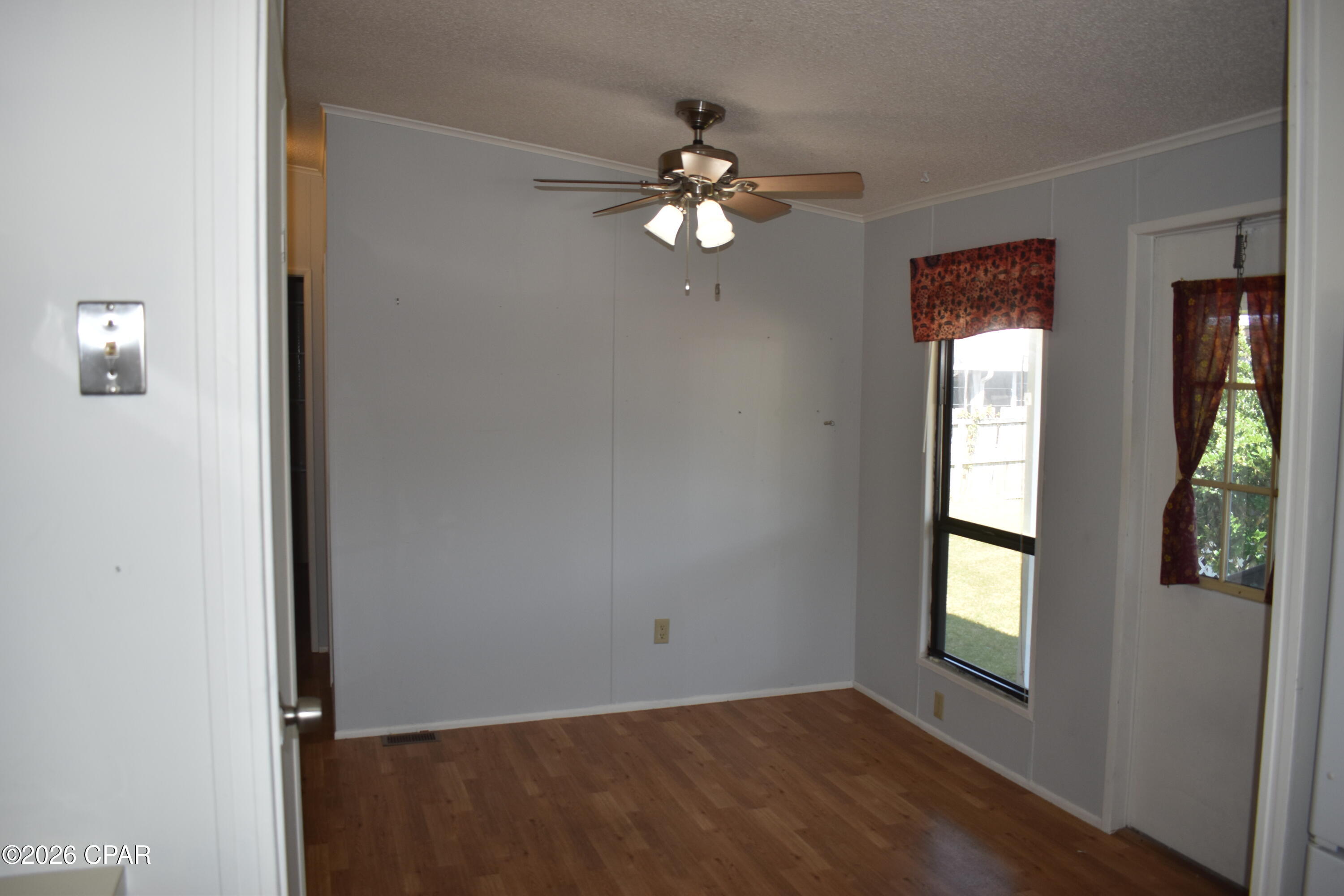 Image 23 For 1626 Acre Circle