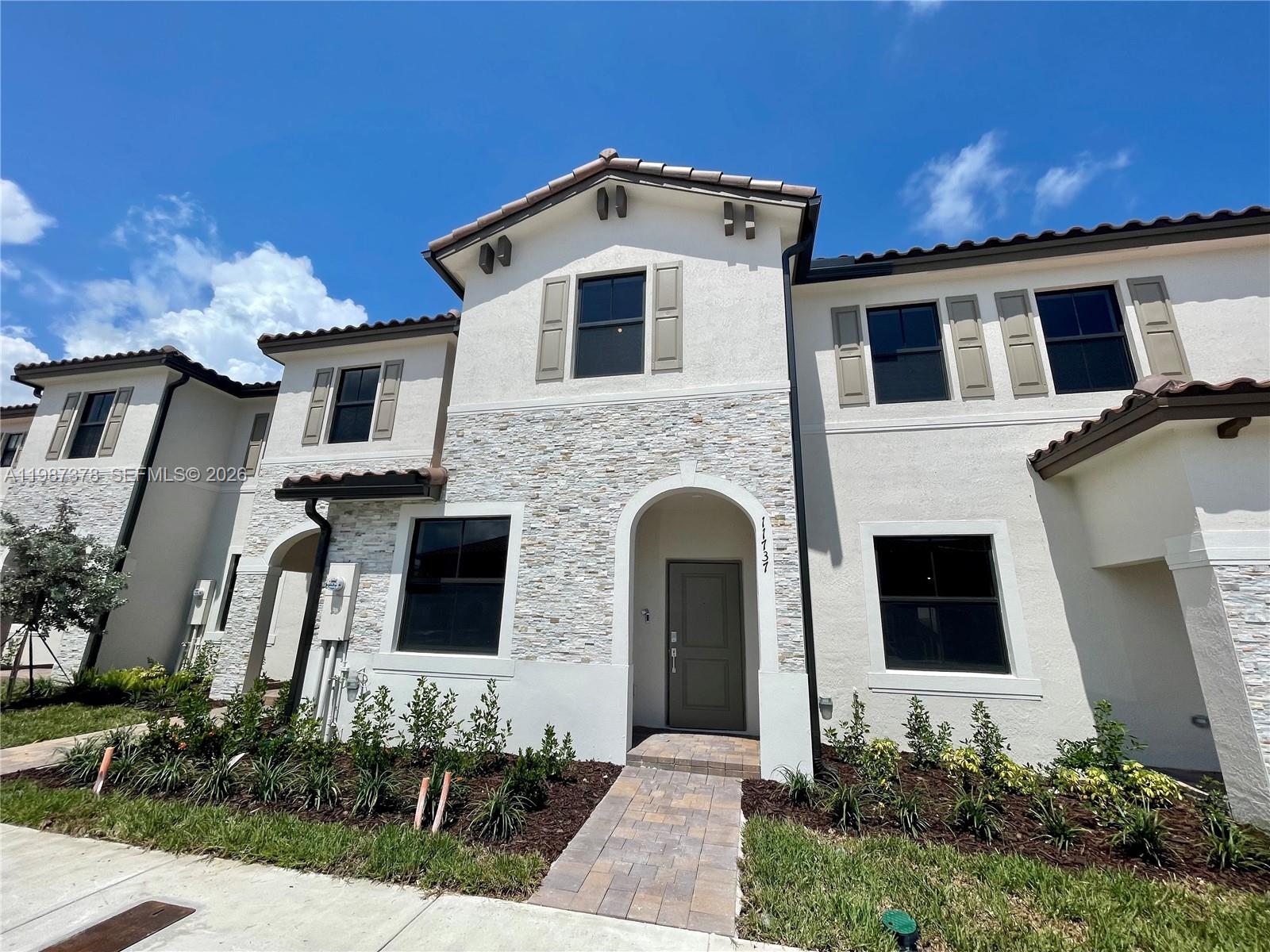 Silver Palm Residential H