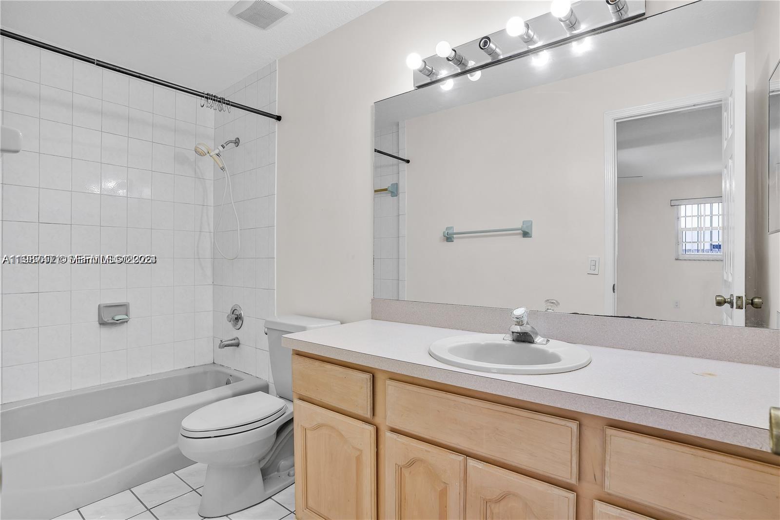 Property photo # 4