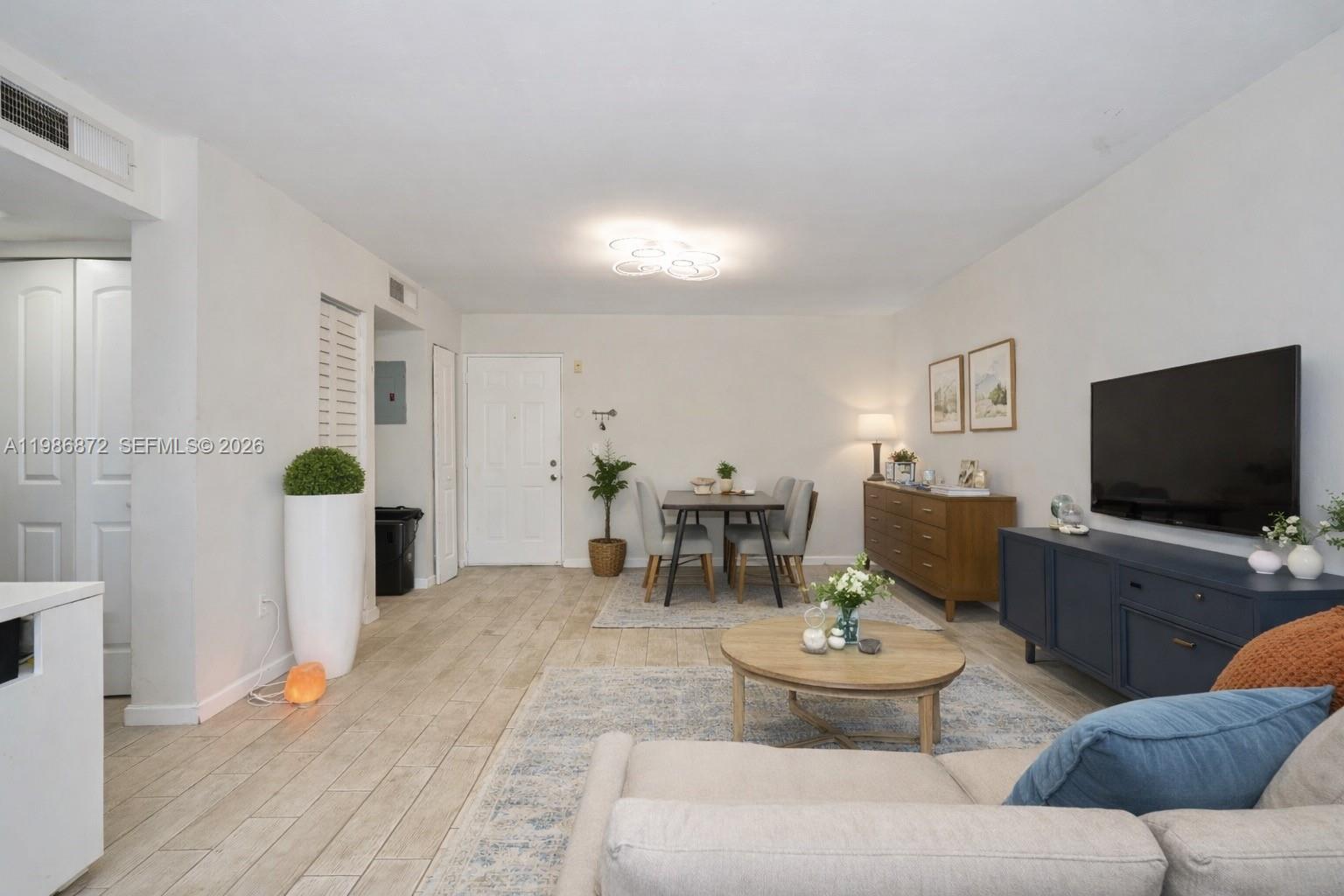 Charming 1-bedroom, 1-bath condo located in the heart of Cutler Bay! Recently renovated and well-maintained unit offers a comfortable and functional layout. Enjoy a bright living space, spacious bedroom, and a convenient location close to shopping, dining, and major highways. A great opportunity to own in a growing and desirable community! Tenant occupied , Text for showing or Showingtime.