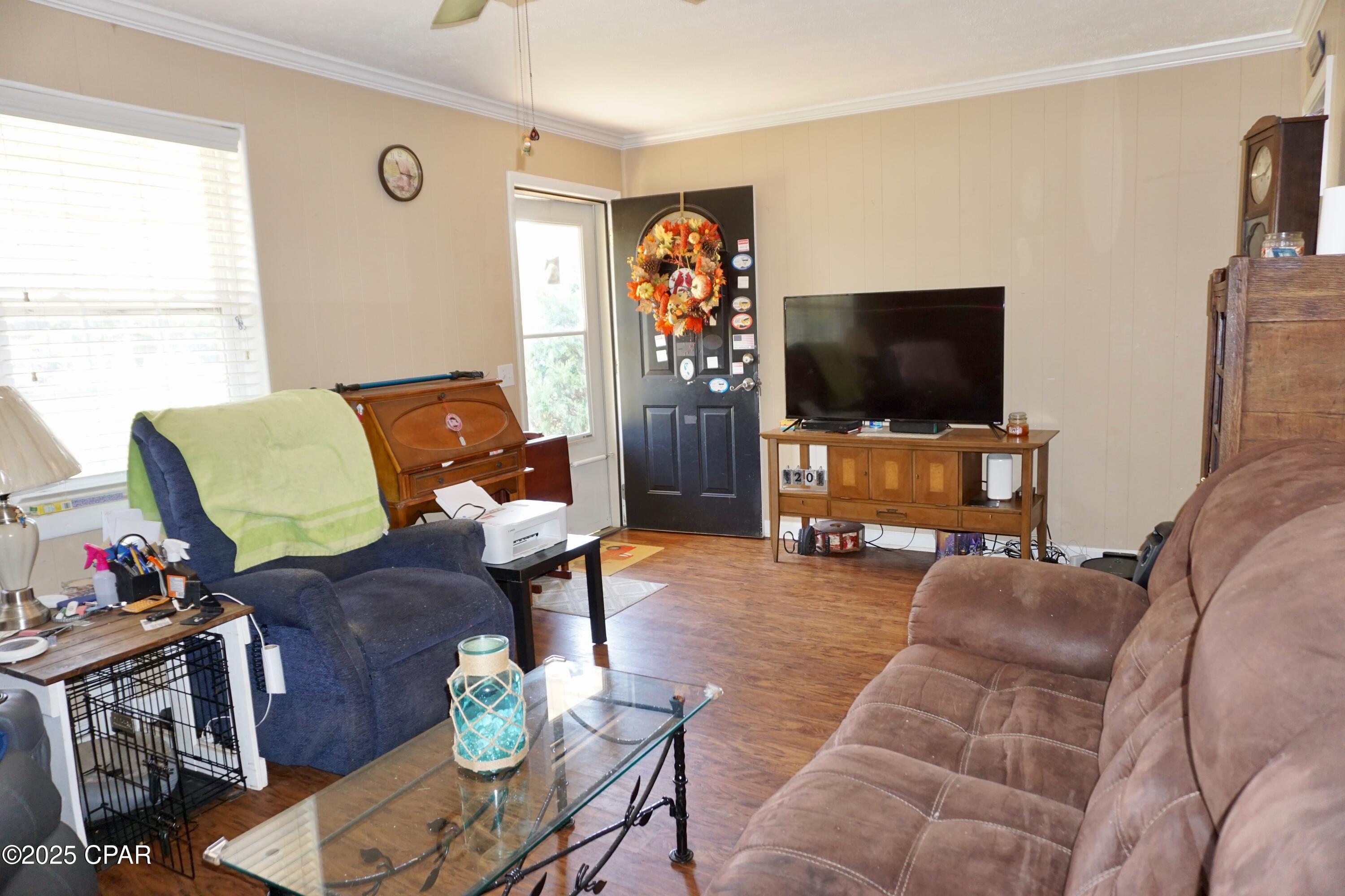 Image 31 For 2071 Short Avenue