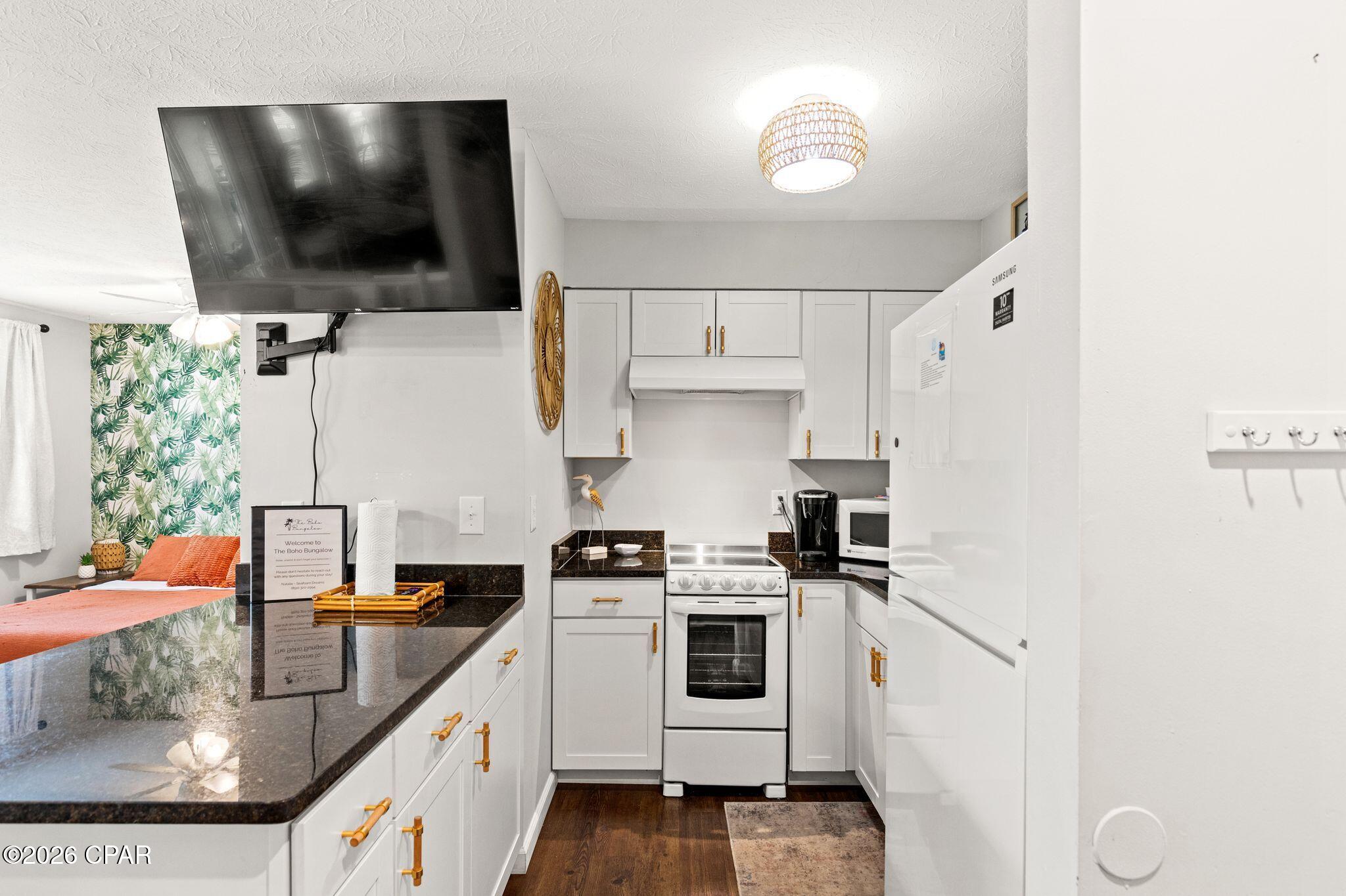 Image 7 For 134 Damon Circle T