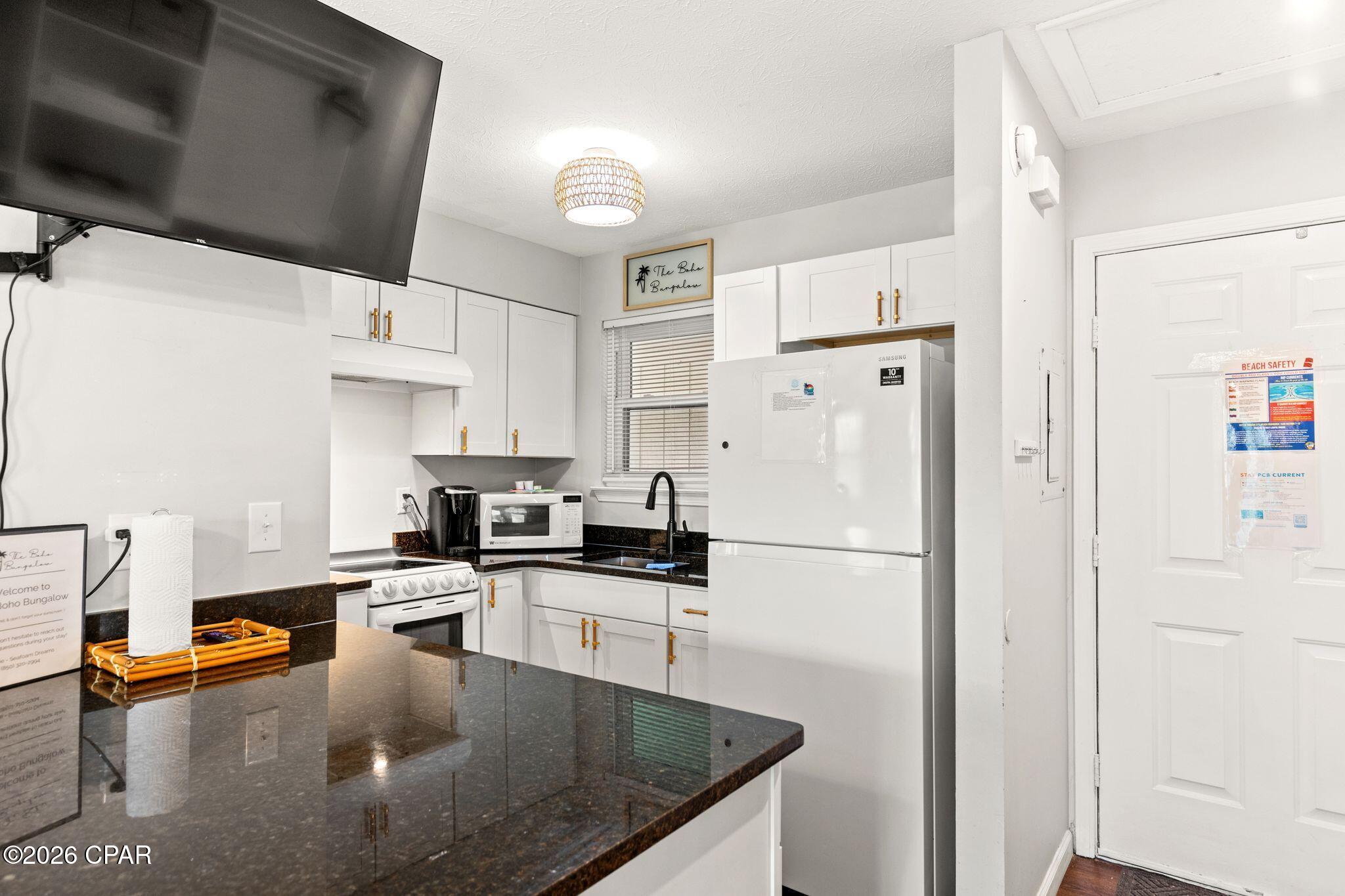 Image 8 For 134 Damon Circle T