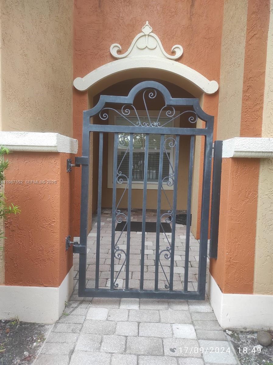 Property photo # 0