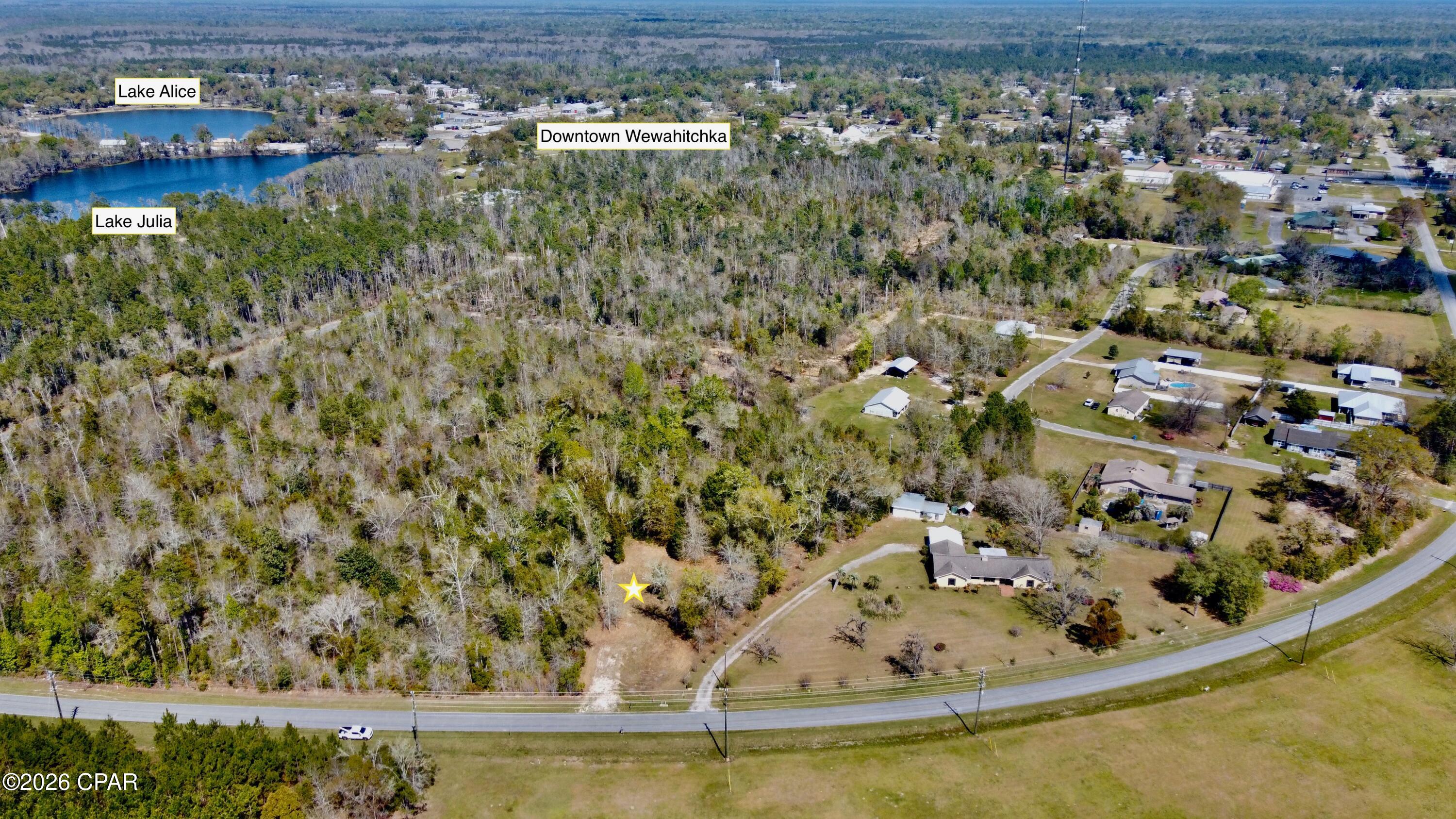 Details for 703 River Road, Wewahitchka, FL 32465