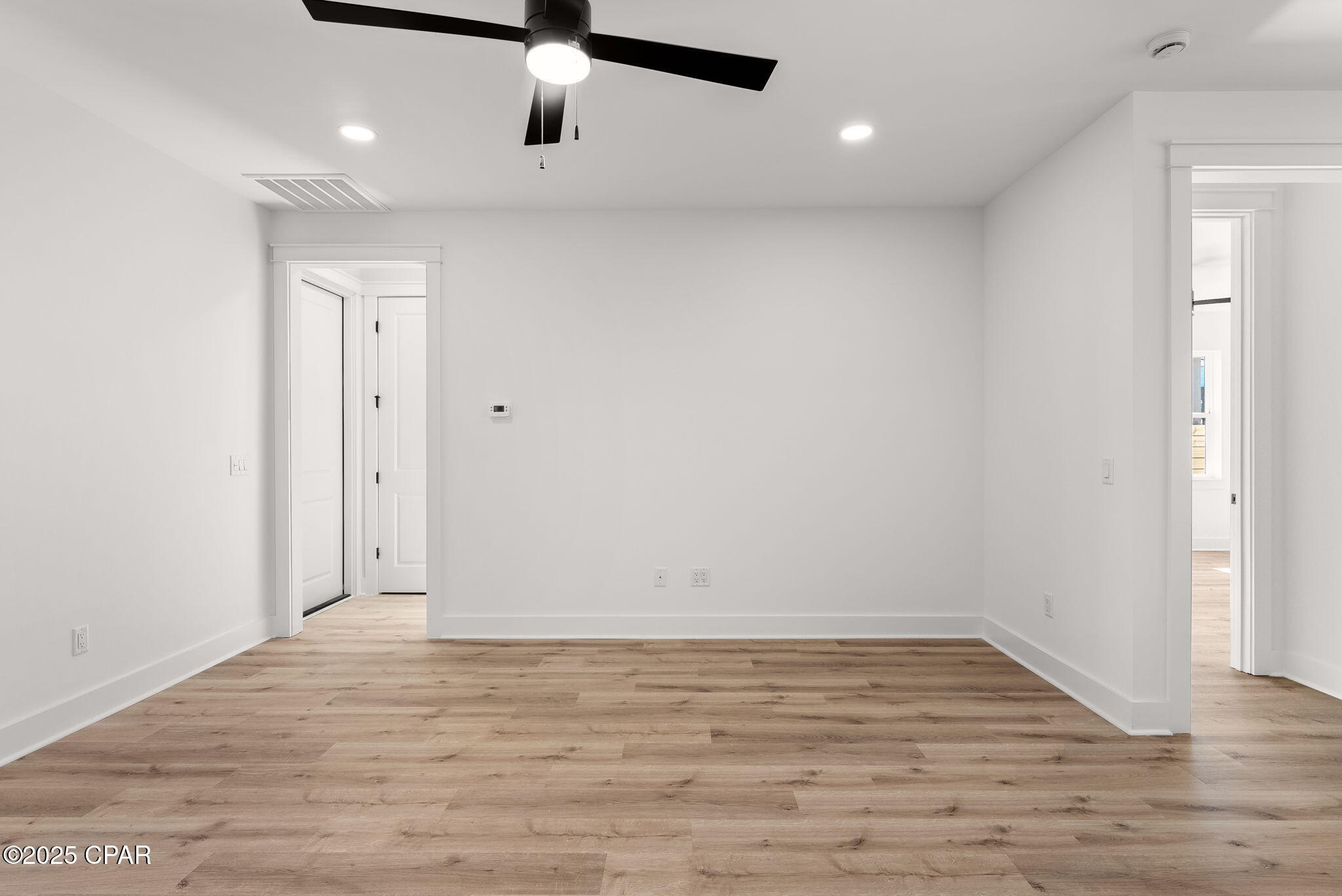 Image 13 For 515 Pinetree Drive