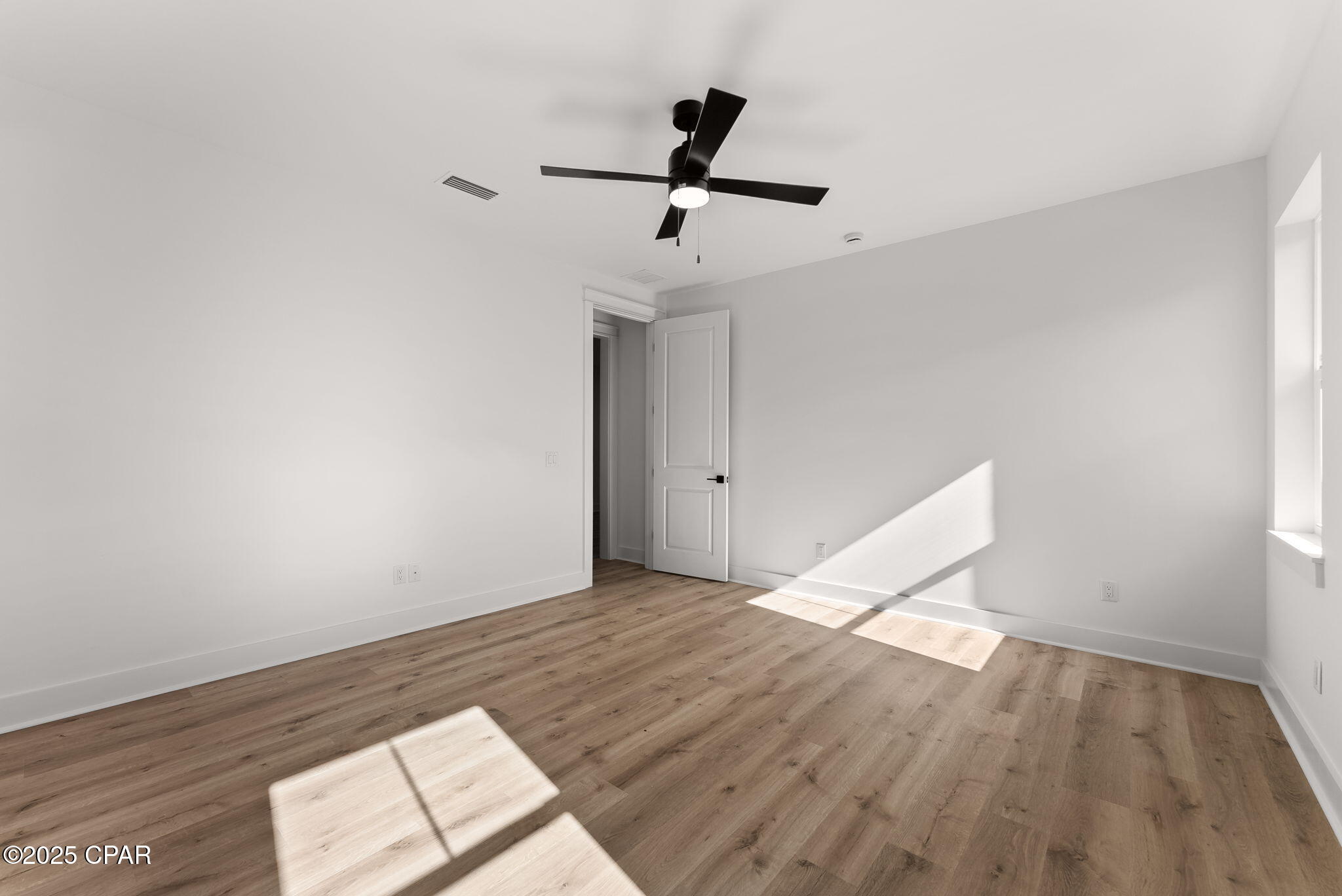 Image 22 For 515 Pinetree Drive