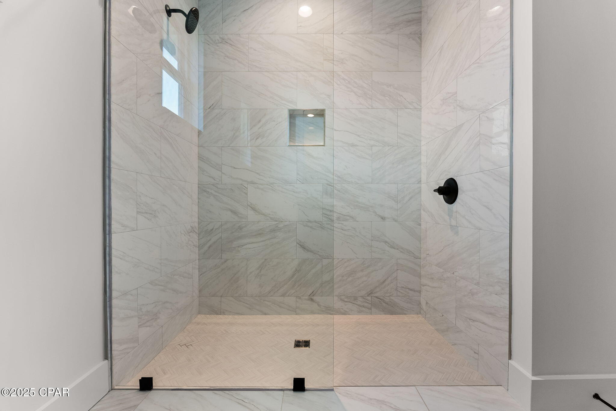 Image 26 For 515 Pinetree Drive