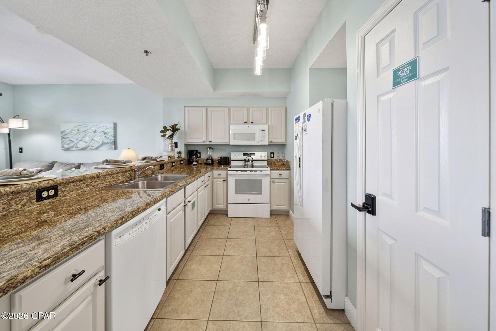 Image 7 For 112 Seascape Drive 606