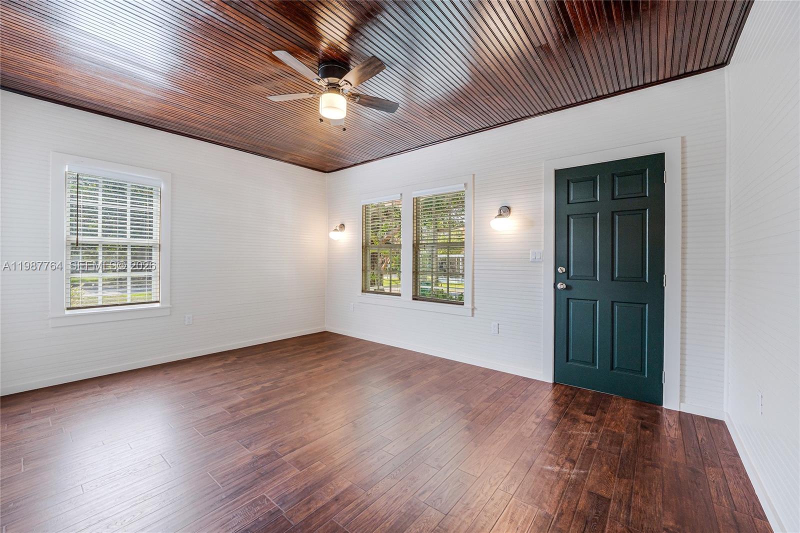 Property photo # 9