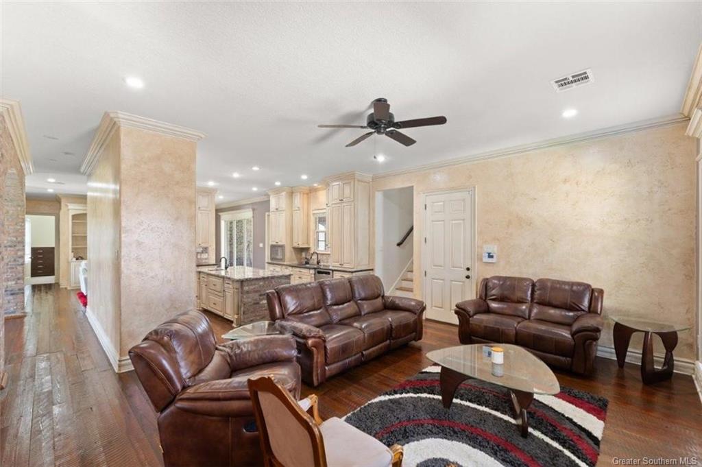 2215 Longue Vue Drive — photo 4