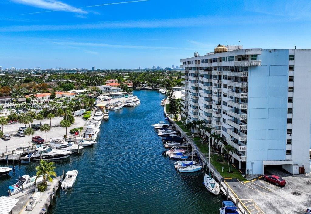 Keystone Harbor Club Cond