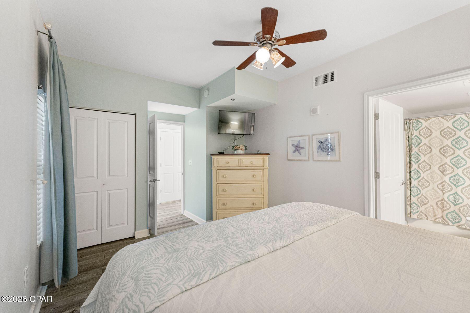 Image 16 For 9900 Thomas Drive 1420